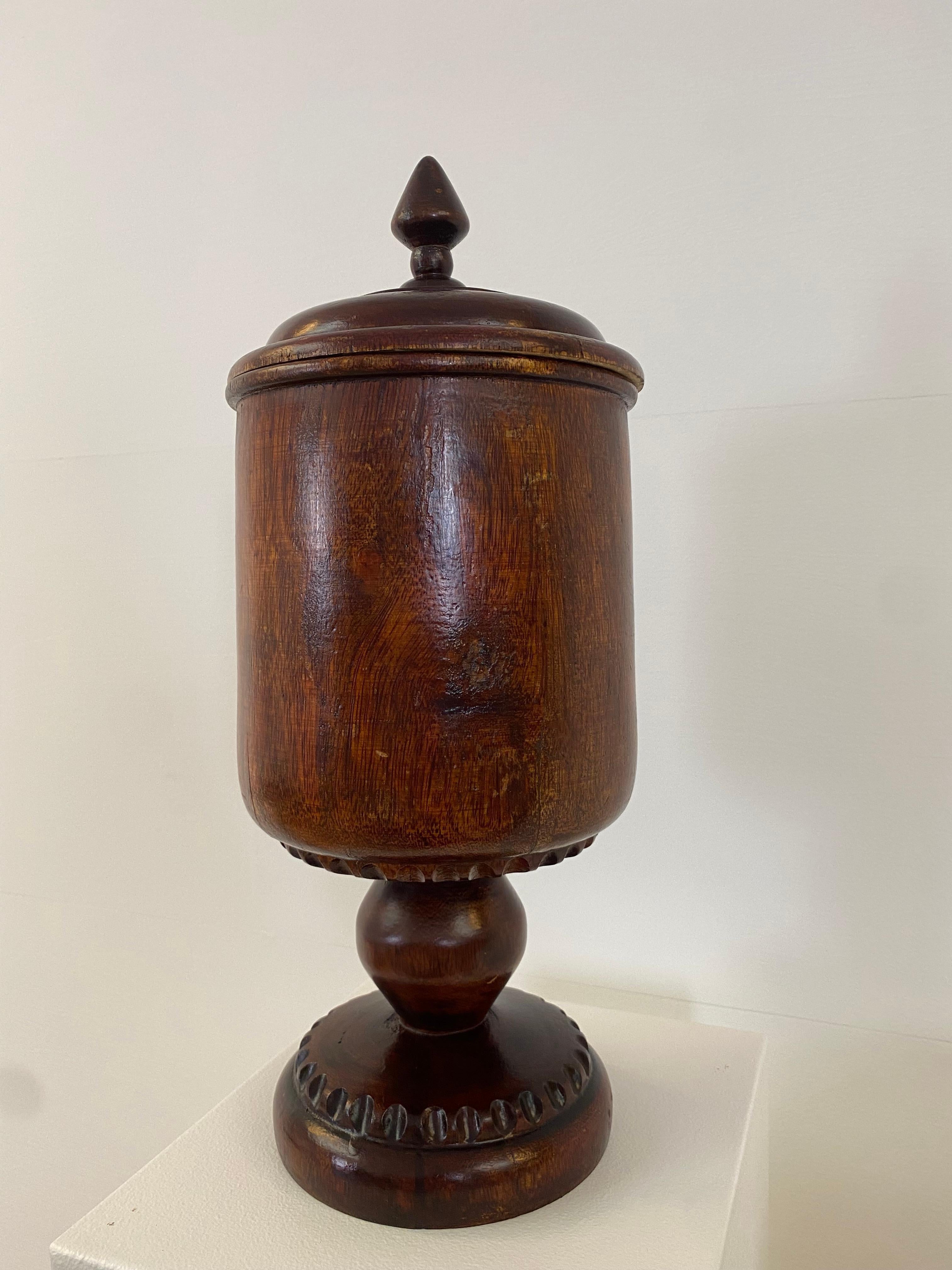 Exceptional big Italian Pharmacy pot with cover from Tuscany,Italy,
elegant object with few decorations, good old patina and warm finish of the wood, used to put healing herbs and plants,
very decorative object.