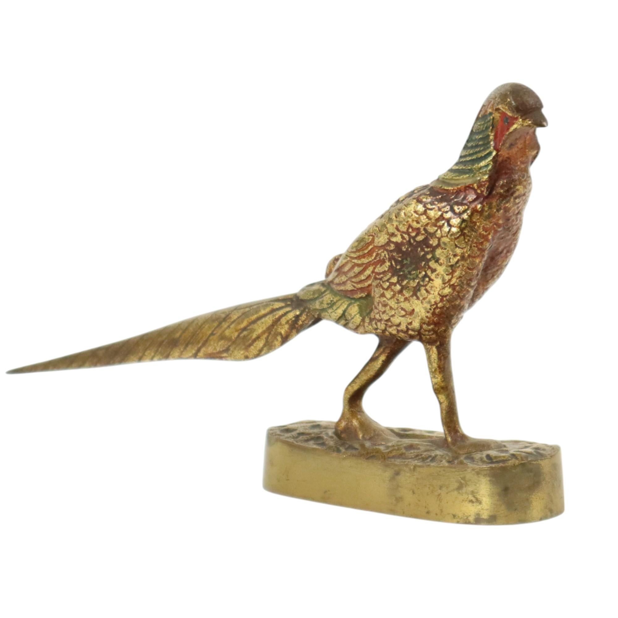 
Statuette ancienne, sculpture d'un faisan, bronze doré, les parties colorées sont peintes à la main, vers 1880, France, non marqué.

Fabrication de très haute qualité et détaillée, très finement finie, la statuette respire la qualité, les