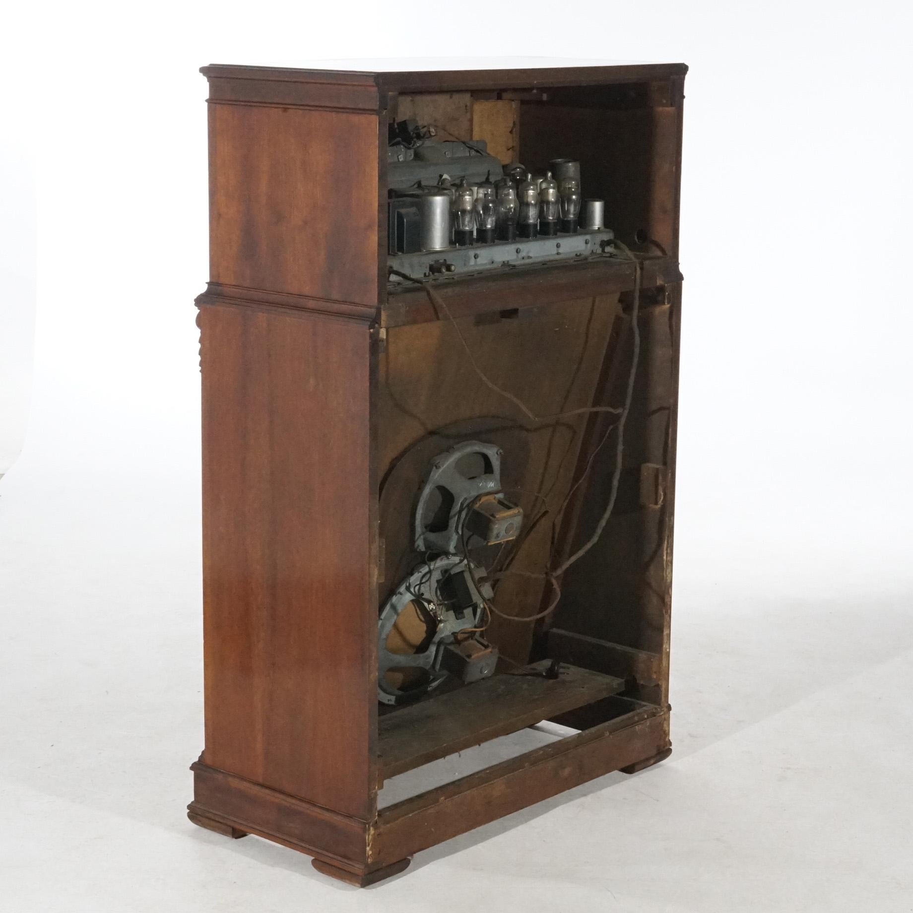 Antique Philco Floor Model Radio, circa 1920 5