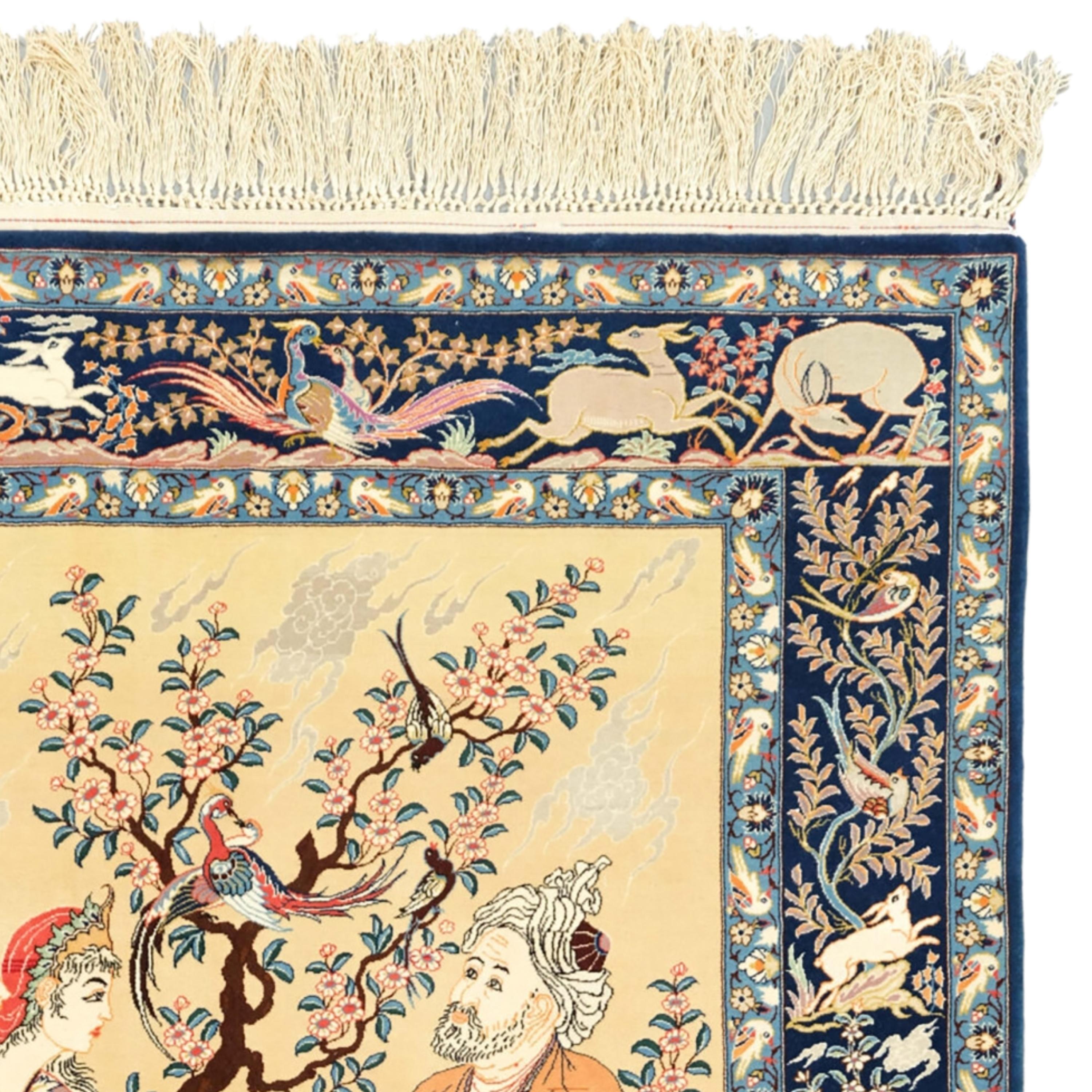 Antique Pictorial Esfahan Rug - Late of 19th Century Picturial Esfahan Rug In Good Condition For Sale In Sultanahmet, 34