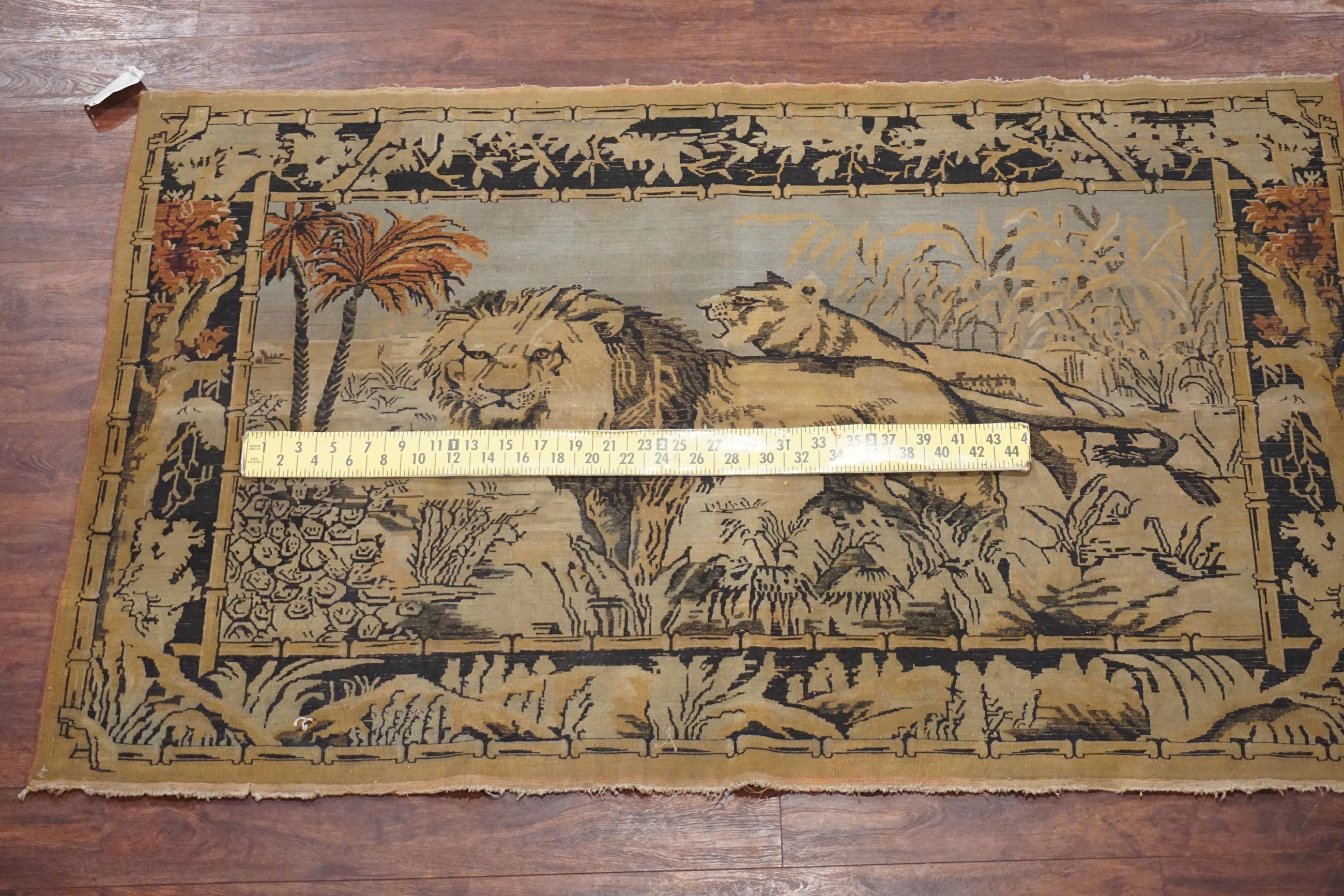 20th Century Antique Pictorial Lion and Lioness Agra, circa 1900 For Sale
