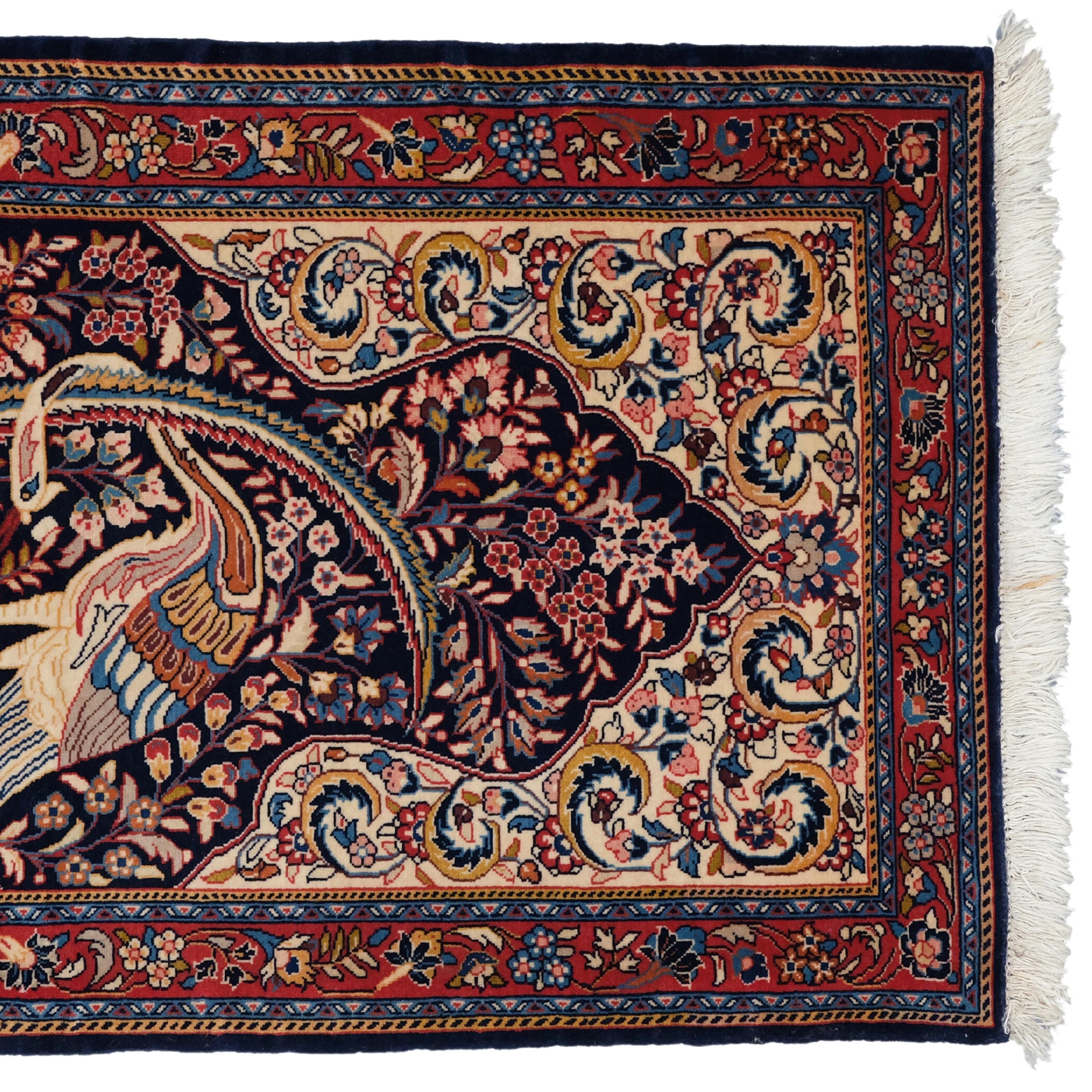 Antique Pictorial Qum Rug - 19th Century Pictorial Qum Rug, Vintage Rug In Good Condition For Sale In Sultanahmet, 34