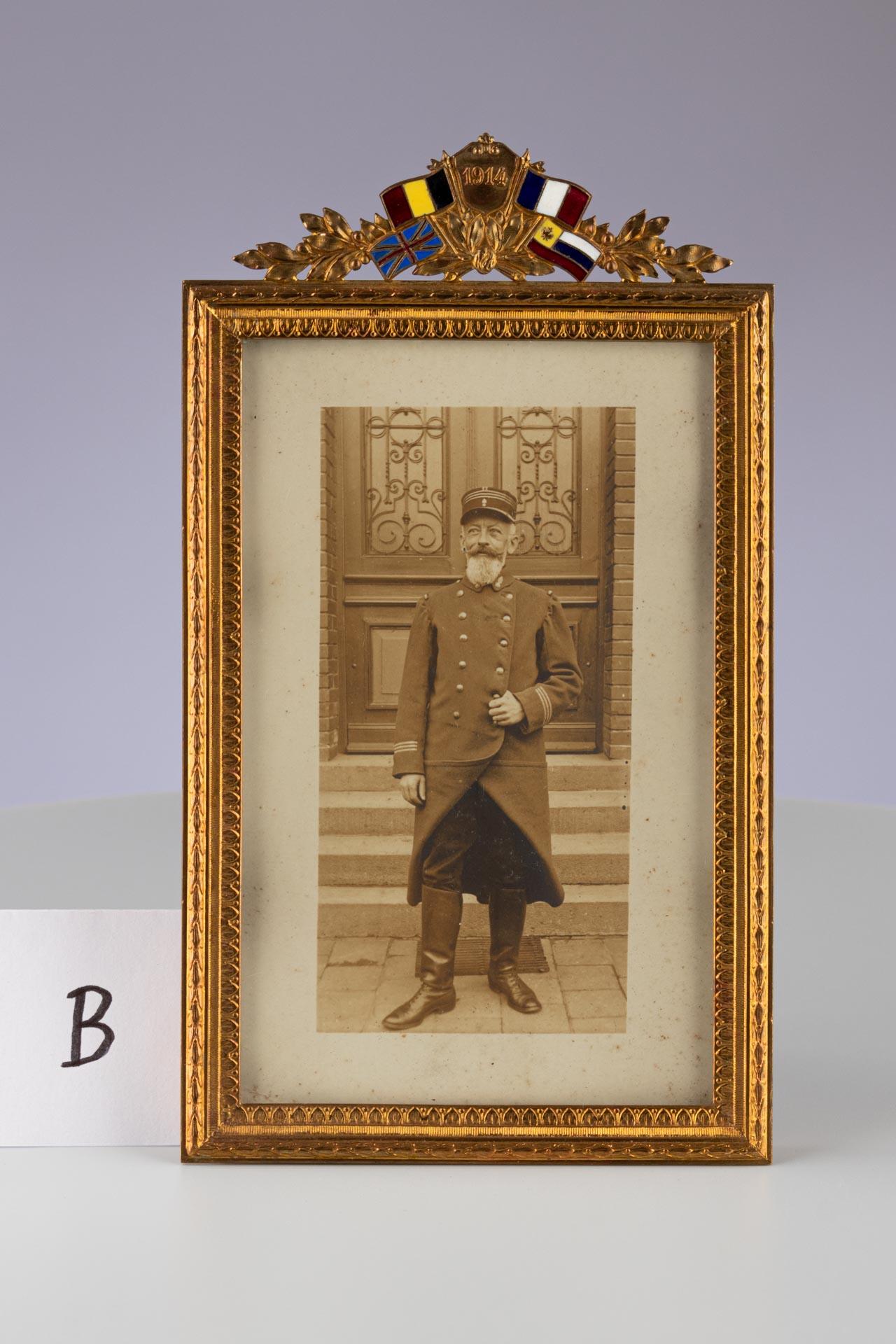 Marco antiguo, Bélgica, Francia, Gran Bretaña, Rusia, 1914, 9 x 14 cm en venta 2