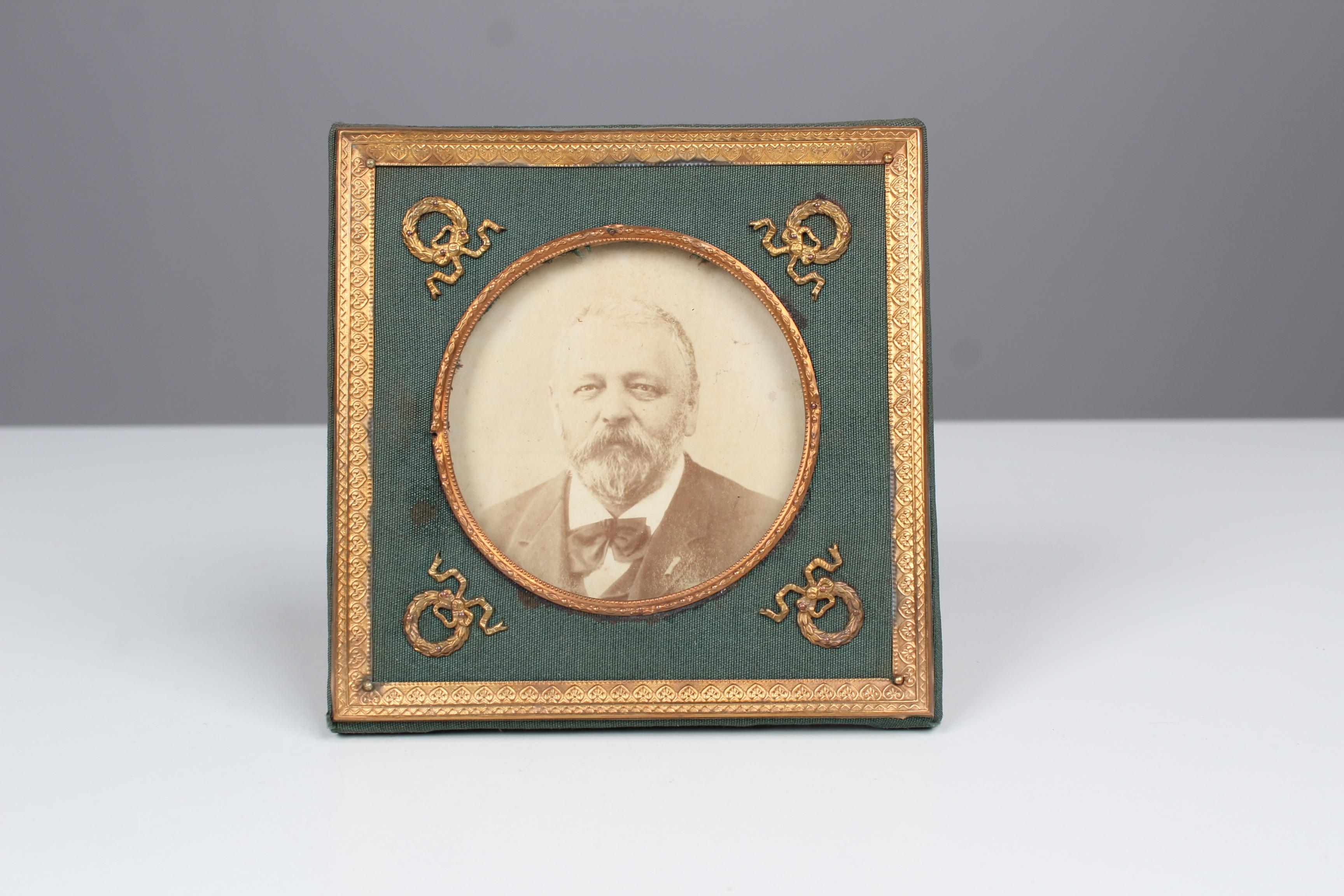 Antique Picture Frame, Bronze Dorée, France, Late 19th Century, 8 x 8 cm In Good Condition For Sale In Greven, DE