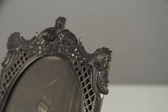 Cadre photo ancien, France, moulé en zinc, Art nouveau, 10 x 13 cm