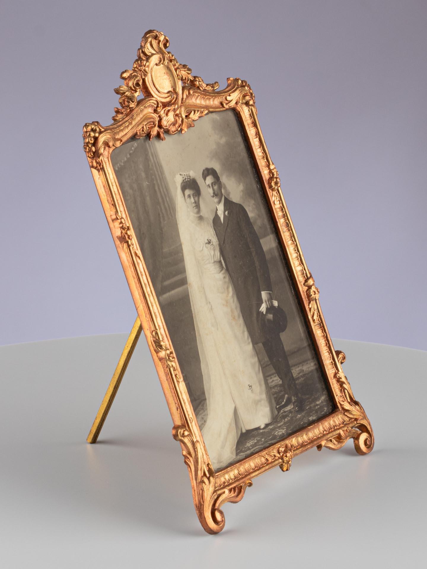 Brass Antique Picture Frame, Baroque Style, France, Circa 1860, 10 x 14 cm For Sale