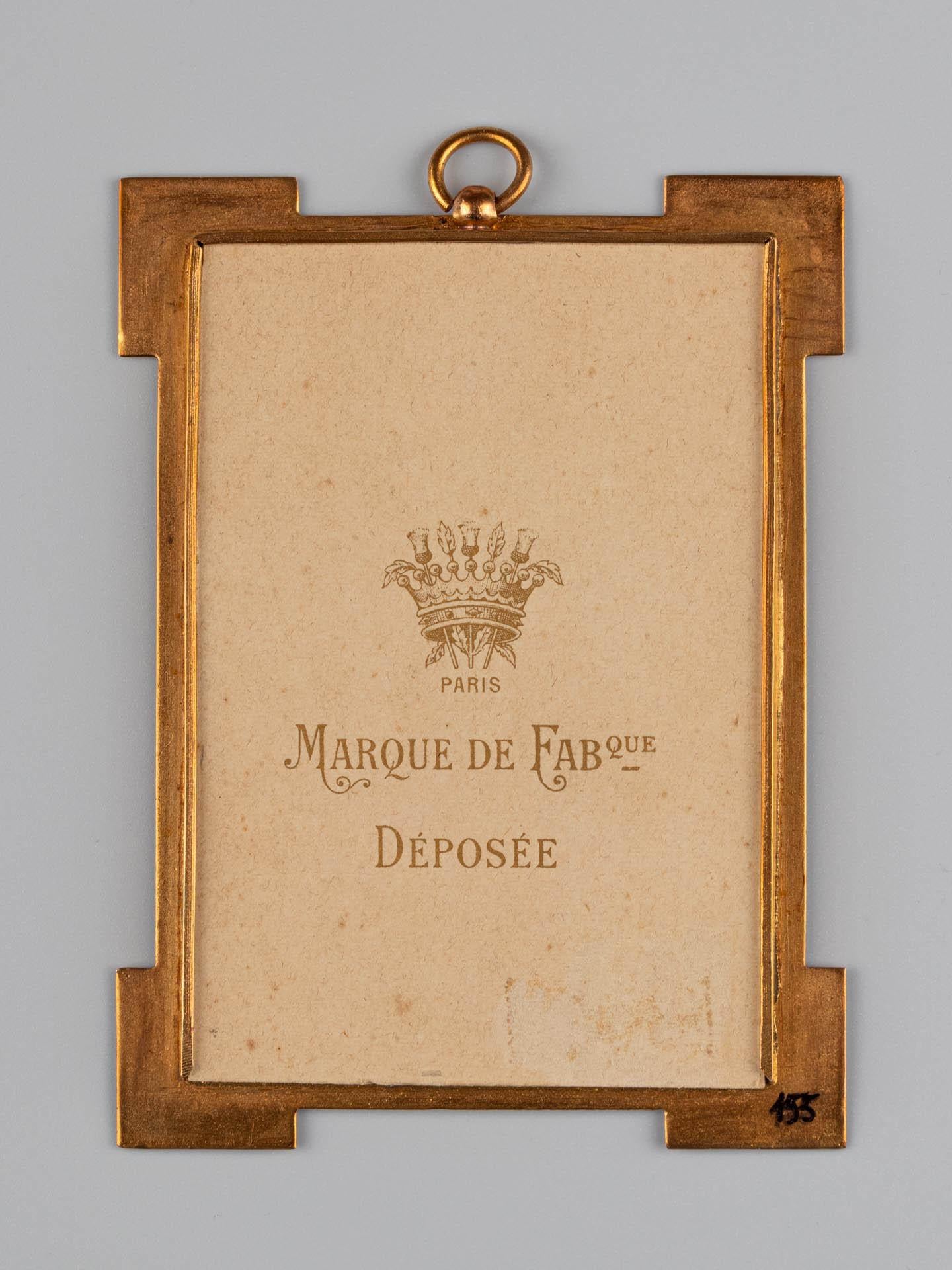 Français Cadre mural ancien, France, Art déco, 6 x 9 cm en vente
