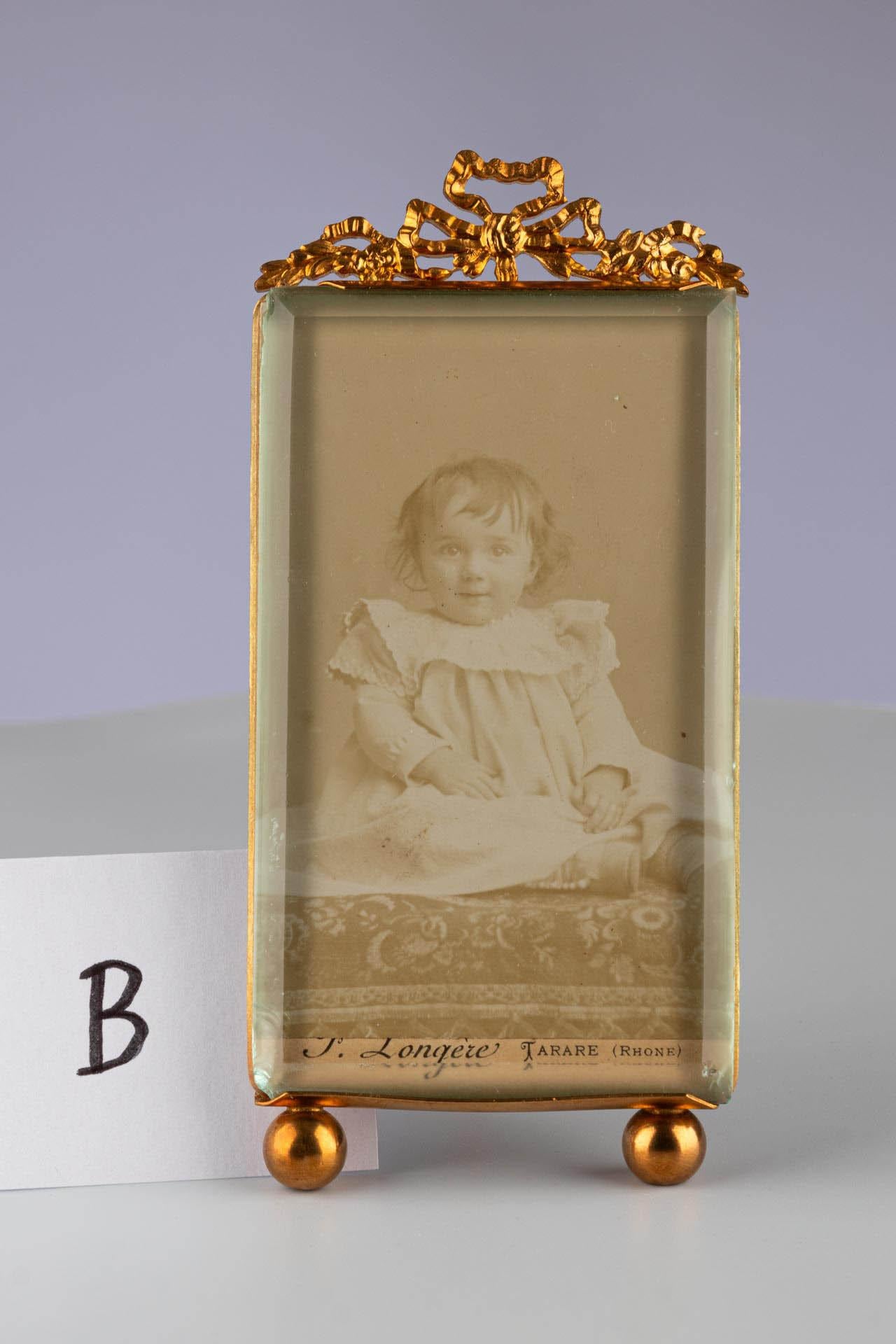 Marco antiguo, letra original, estilo Luis XVI, 1895, 6 x 10 cm en venta 3