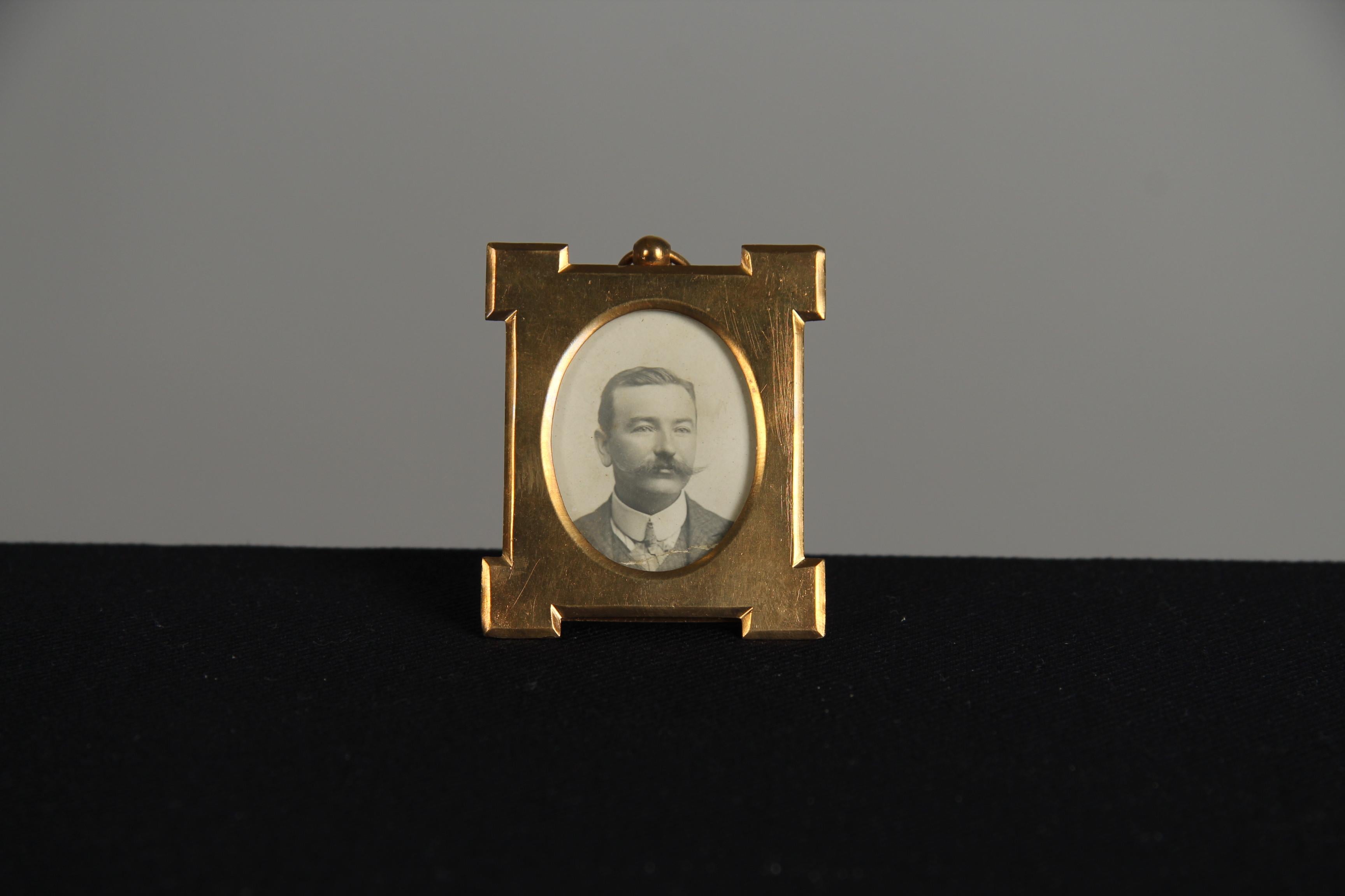 Antiker Bilderrahmen, Art-Déco-Fotorahmen, Frankreich, 3 x 4 cm im Angebot 1