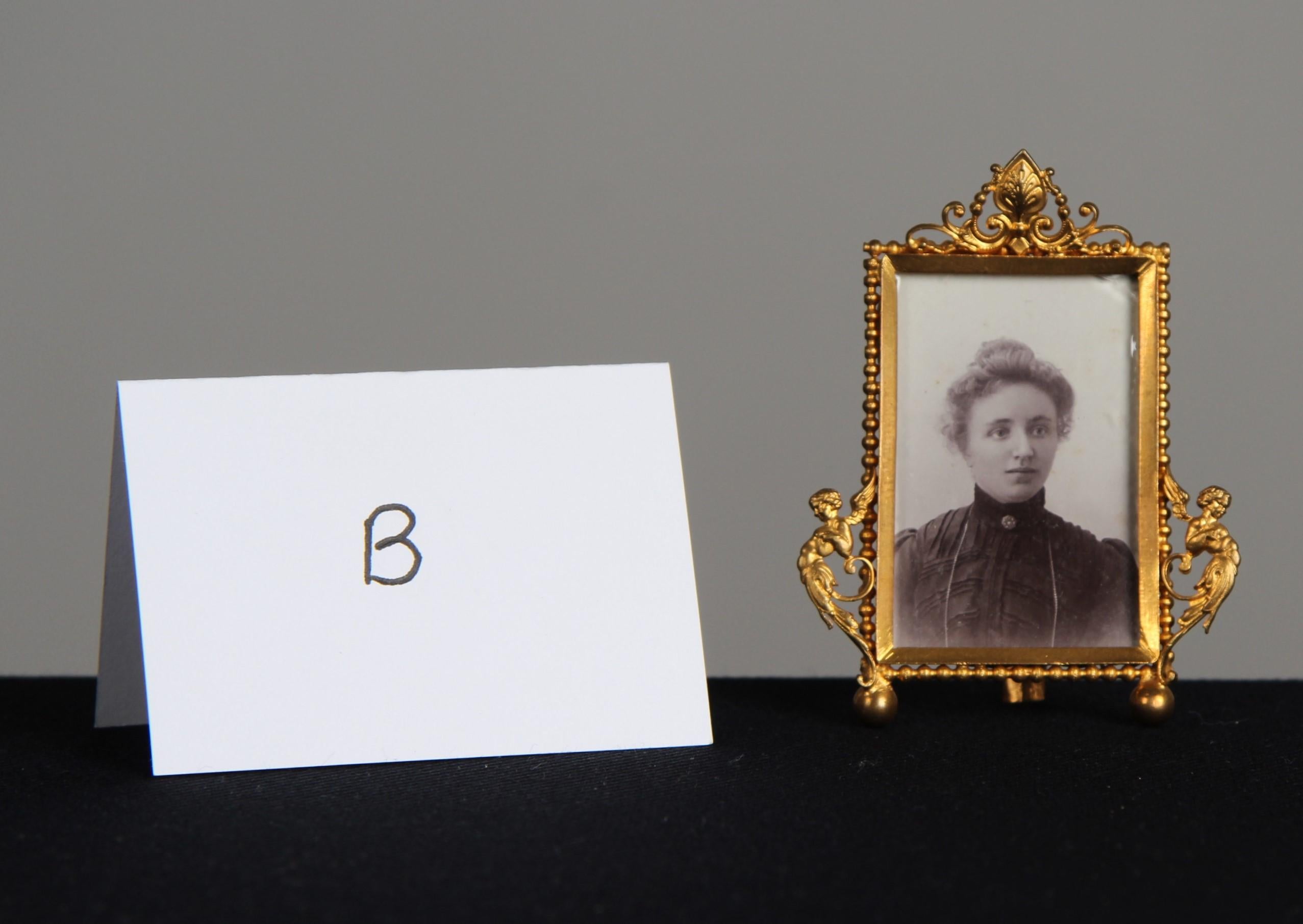 Marco antiguo, Marco de fotos, Francia, Circa 1880, 3 x 5 cm en Bueno estado para la venta en Greven, DE