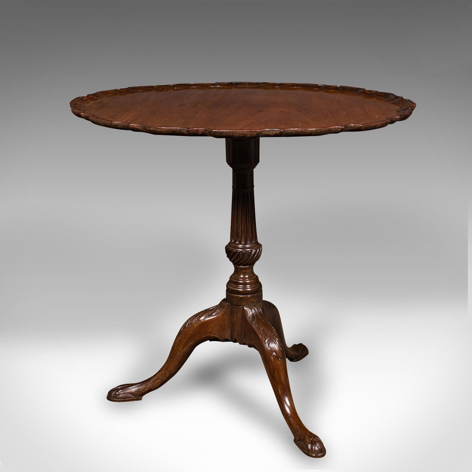 Antique Pie Crust Lamp Table, English, Tilt Top, Occasional, Victorian, C.1870 In Good Condition For Sale In Hele, Devon, GB