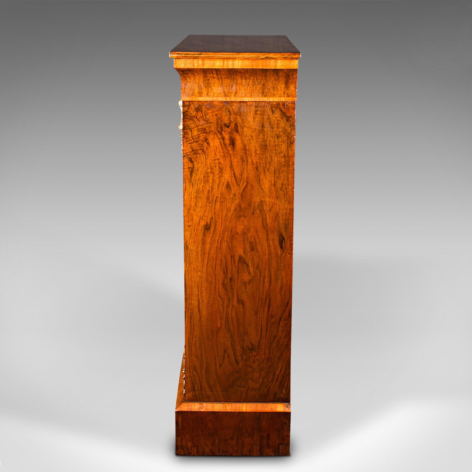 Britannico Antico mobile a molo, inglese, noce, vetrina, vittoriano, 1870 in vendita