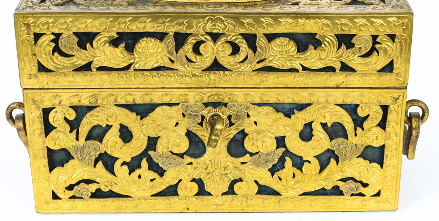 Antike antike Palais Royal Porzellan-Koffer mit durchbrochenem Messing, 19. Jahrhundert im Angebot 12