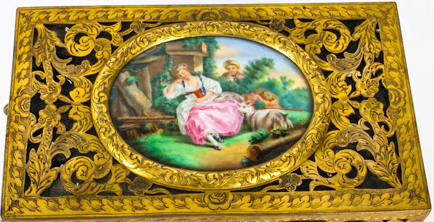 Antike antike Palais Royal Porzellan-Koffer mit durchbrochenem Messing, 19. Jahrhundert im Angebot 4