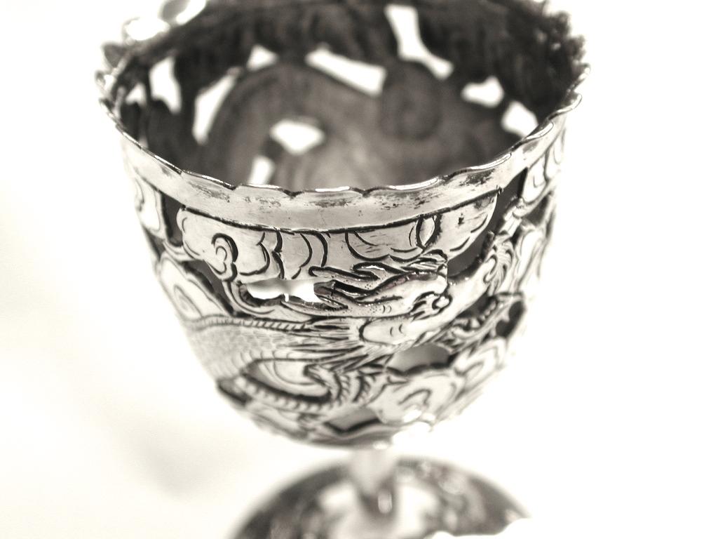 Pierced Chinese silver egg cup
Made by Kwong Man Shing of Hong Kong.
Good gauge of silver depicting a dragon and clouds.