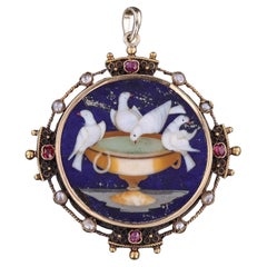 Antique Pietra Dura Birds of Pliny Pendant of 18k Gold