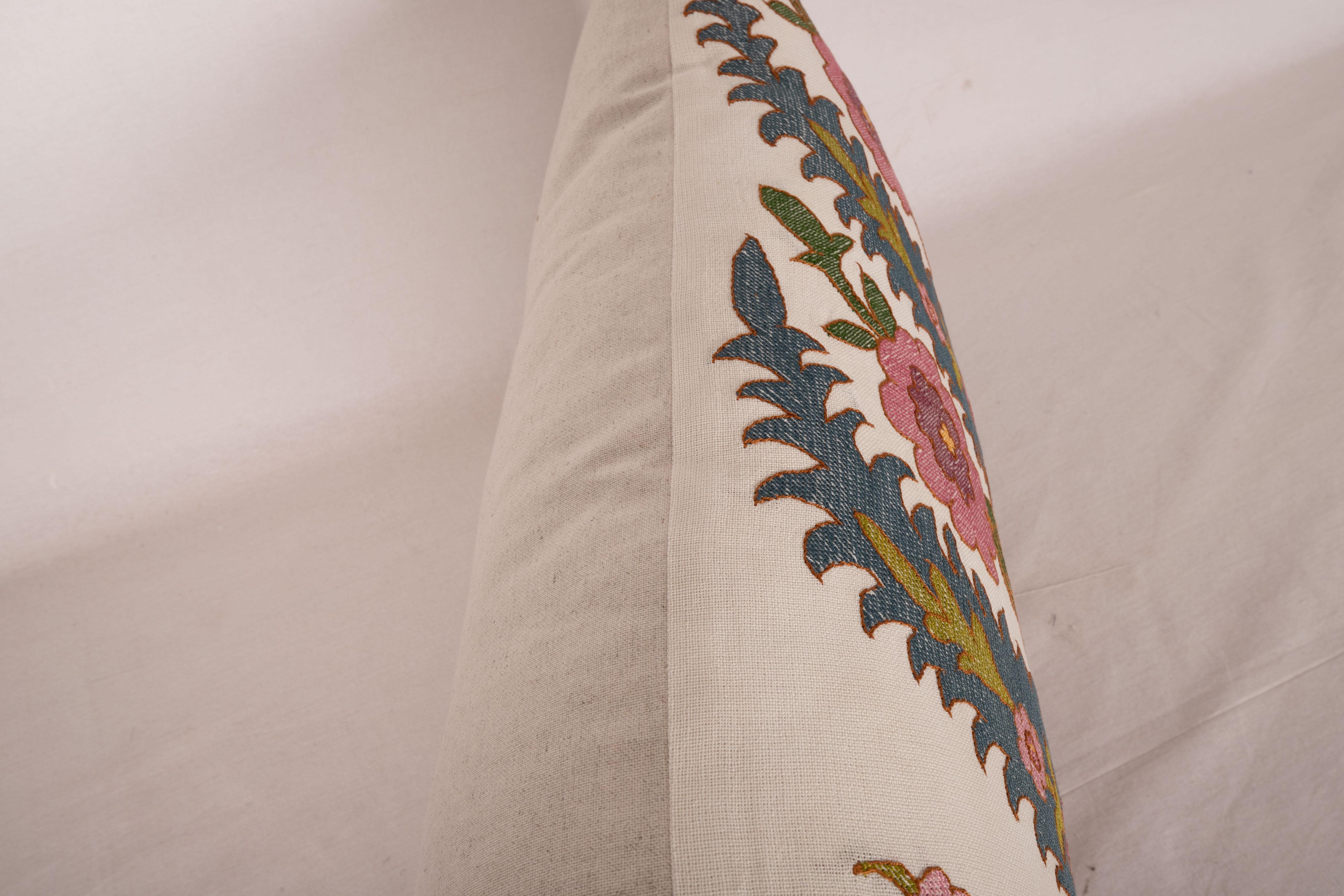 Antique Pillow Case Fashioned from an Eastern European Embroidery In Good Condition In Istanbul, TR