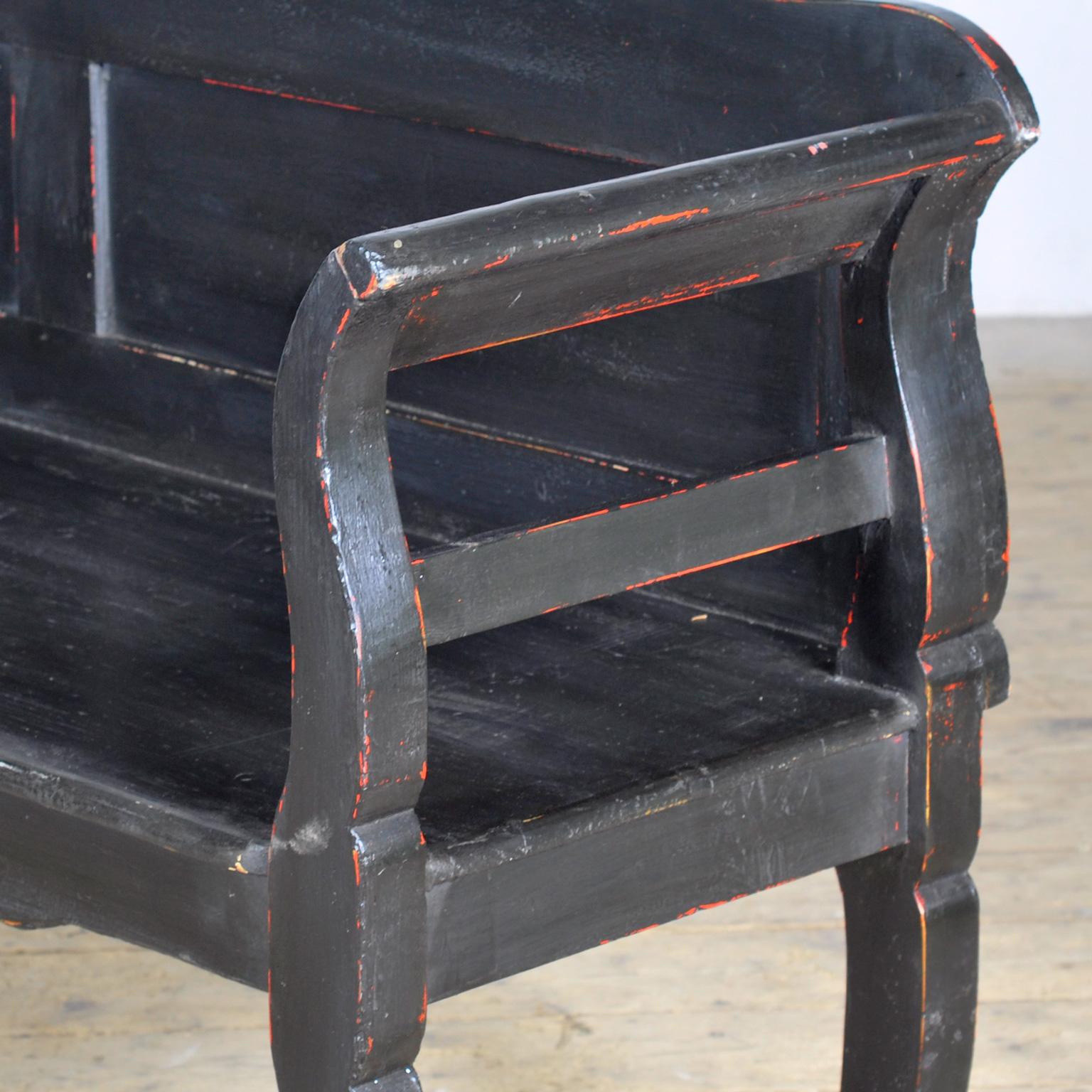 Peint Banc ancien en pin, années 1900 en vente