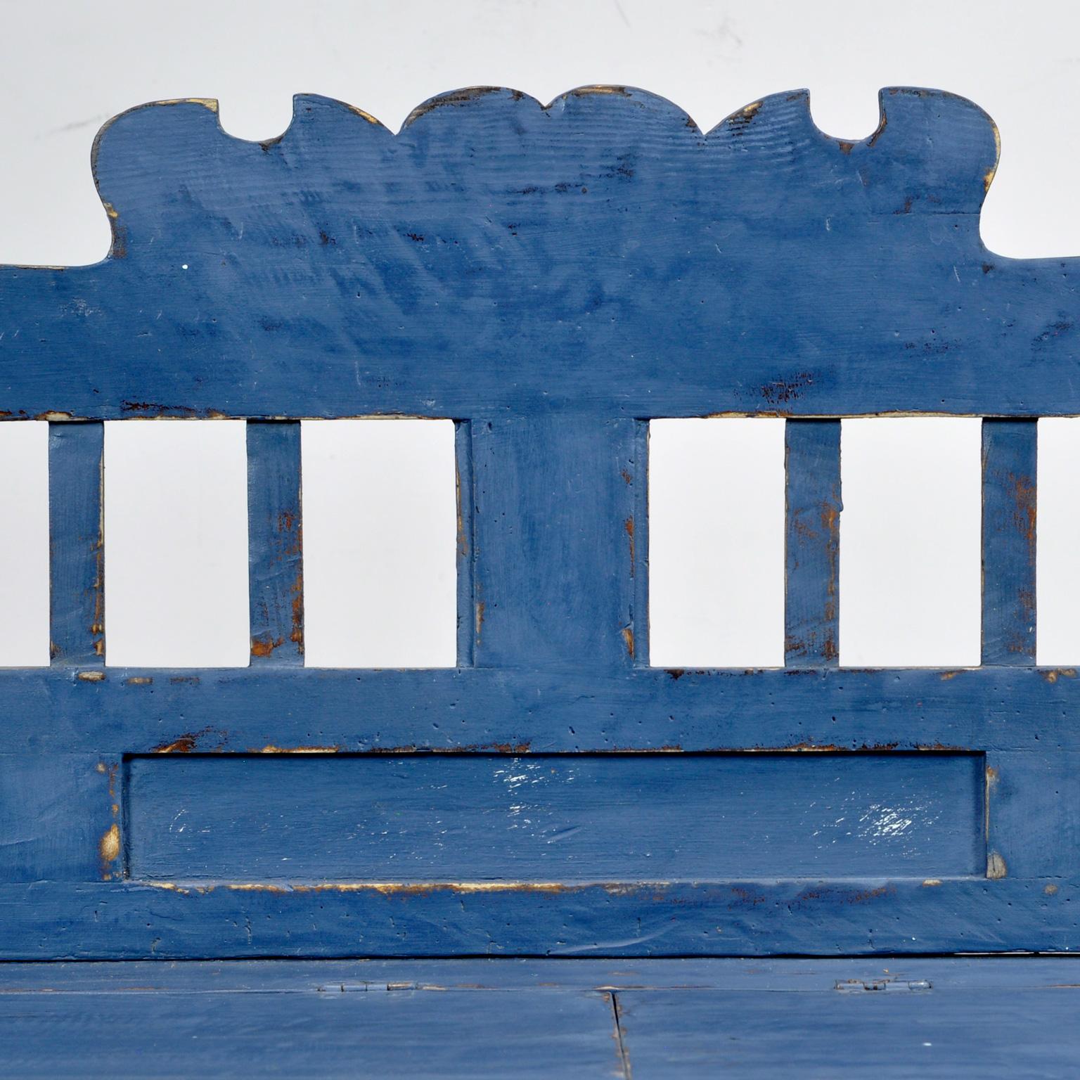Antique Pine Bench, 1920s 5