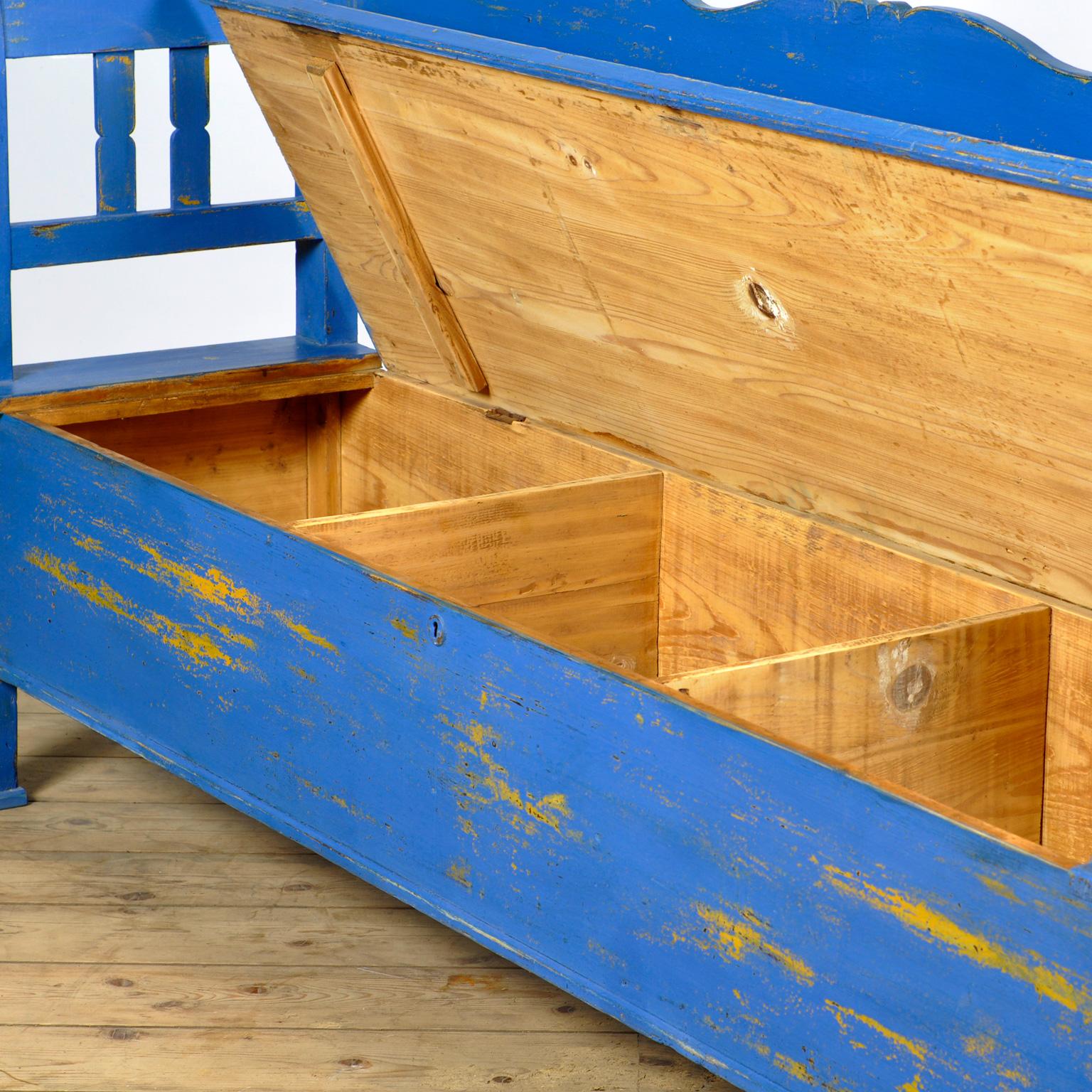 Antique Pine Bench, 1920s In Good Condition In Amsterdam, Noord Holland