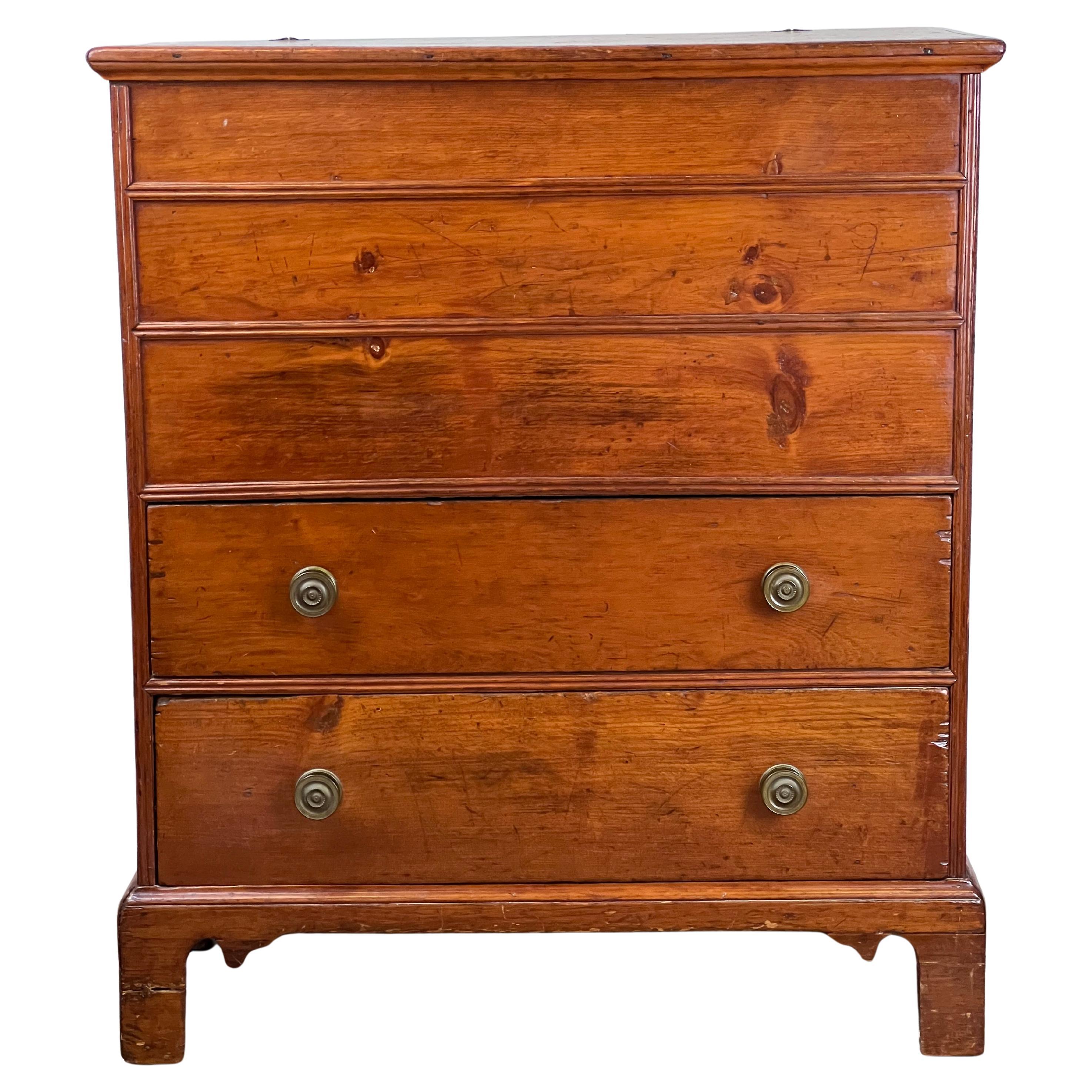 Antique Pine Chippendale Two Drawer Blanket Chest c. Late 18th Century im Angebot