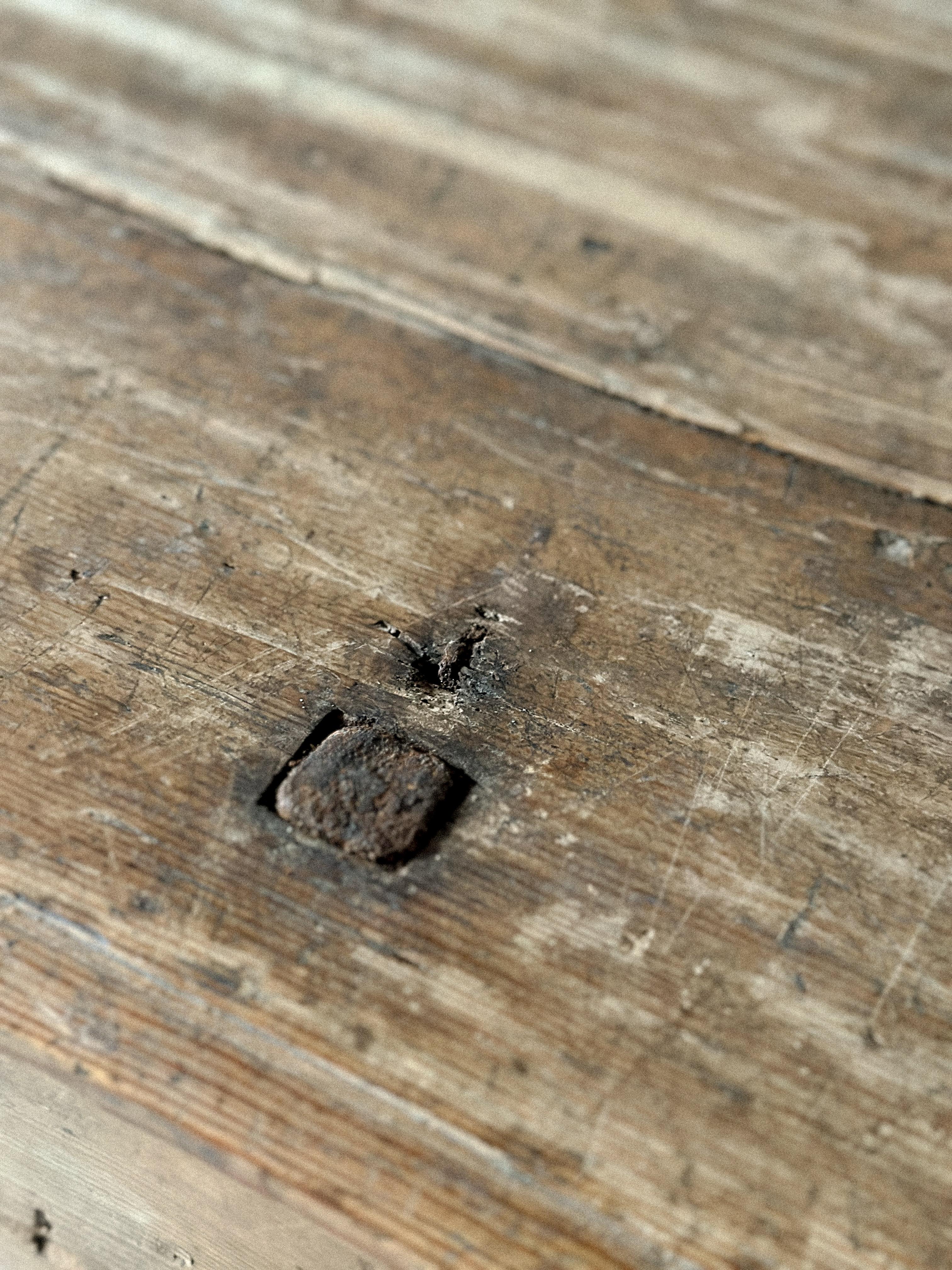 Pin Table console ancienne en pin, Scandinavie Wabi Sabi , circa 1700s en vente