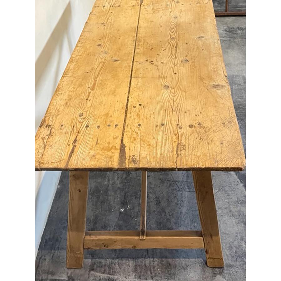 Table à tréteaux antique en pin croisé, FR-1164 en vente 3