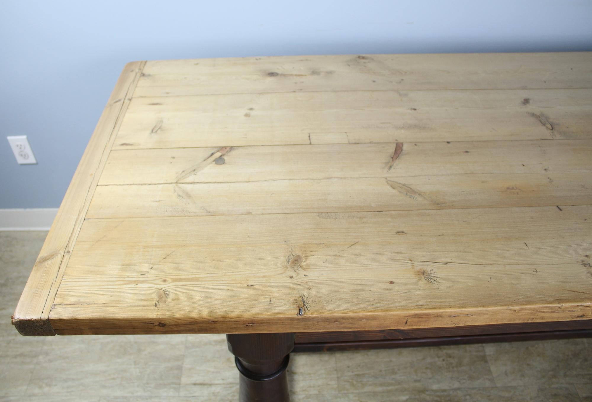 Antique Pine Dining Table with Refectory Base In Good Condition In Port Chester, NY