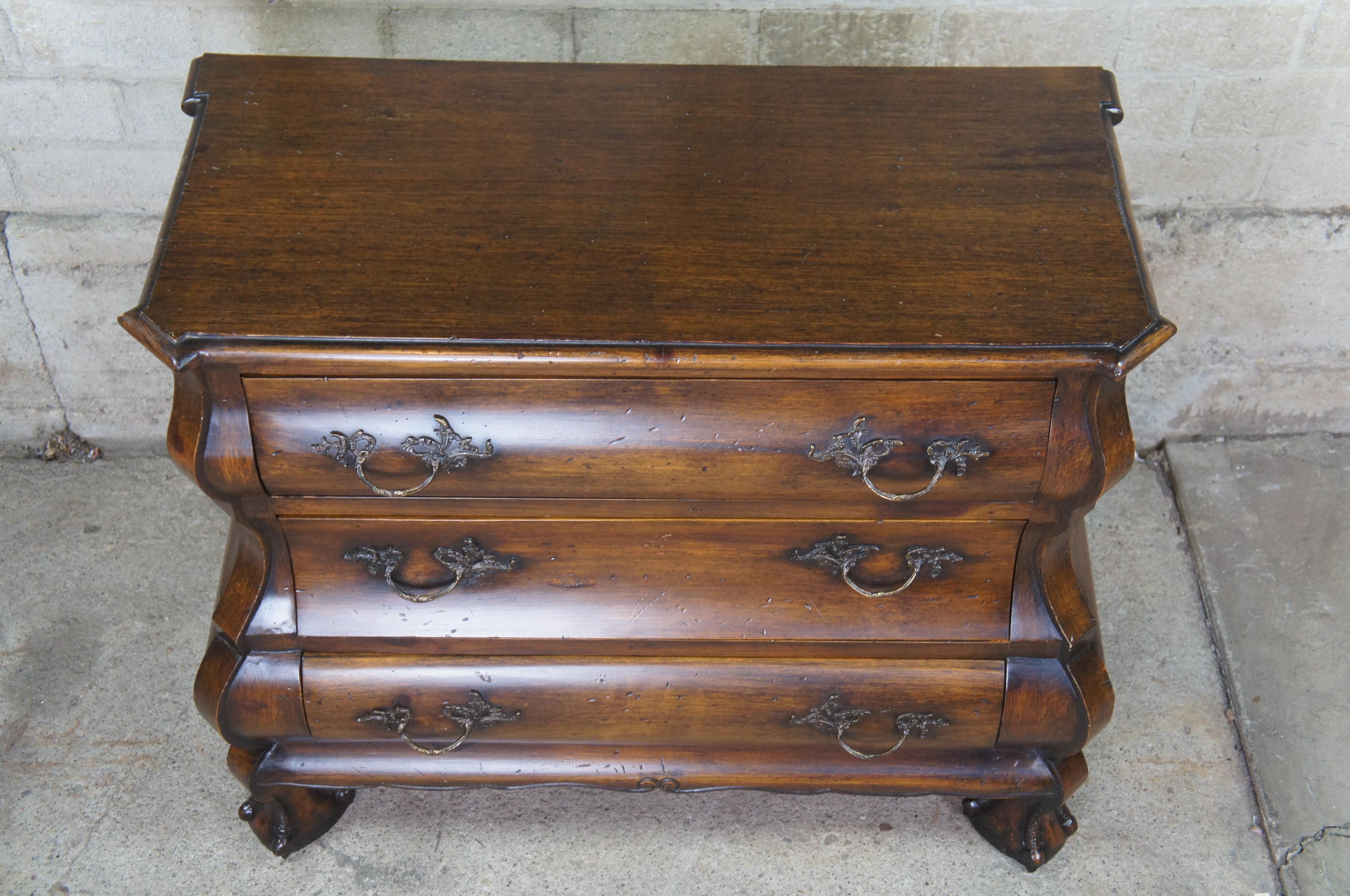 Antique Pine Dutch Bombe Commode Chest of Drawers Claw Foot Made in Sweden In Good Condition In Dayton, OH
