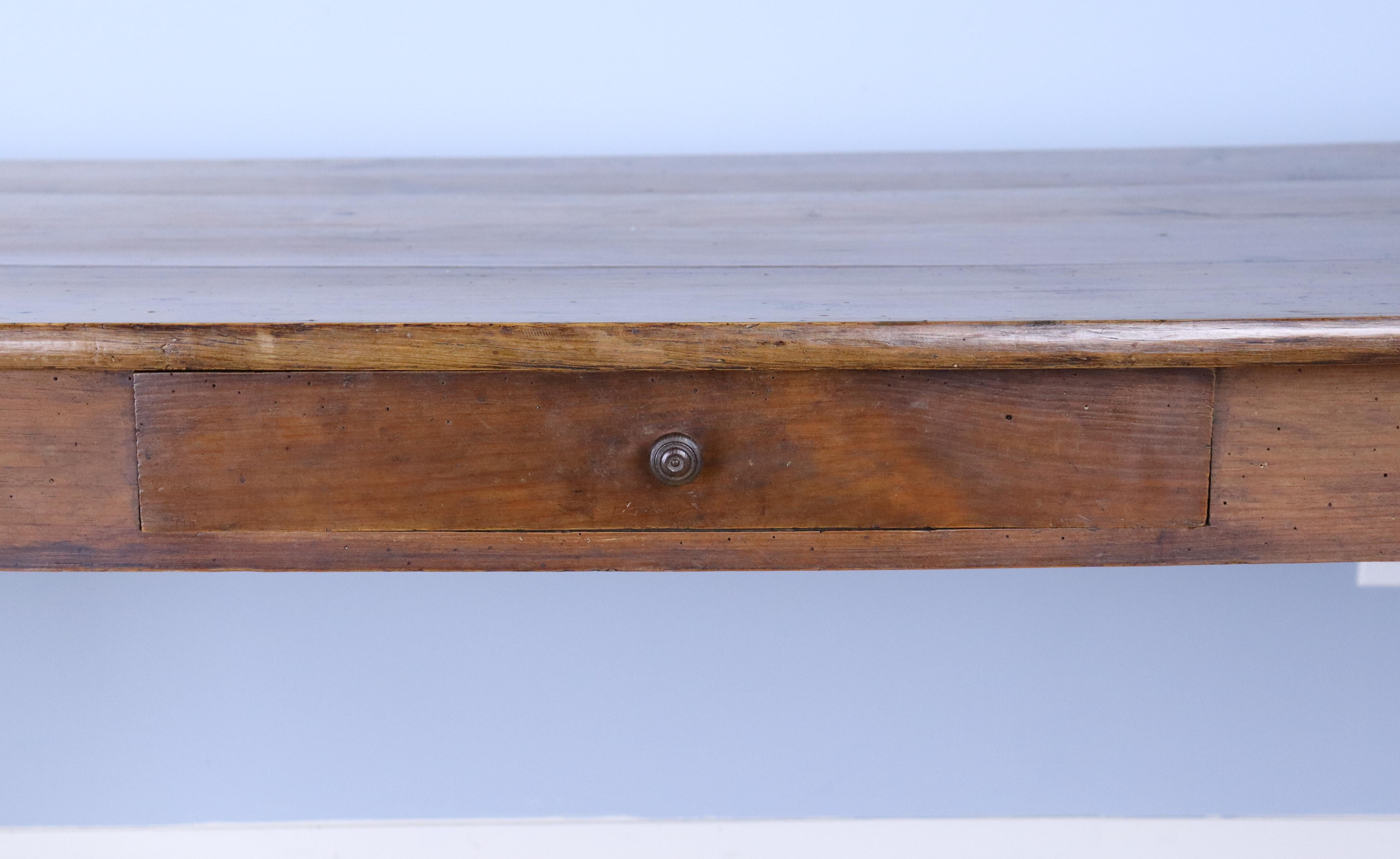 Antiker Bauernhoftisch aus Kiefer, eine Schublade im Angebot 1