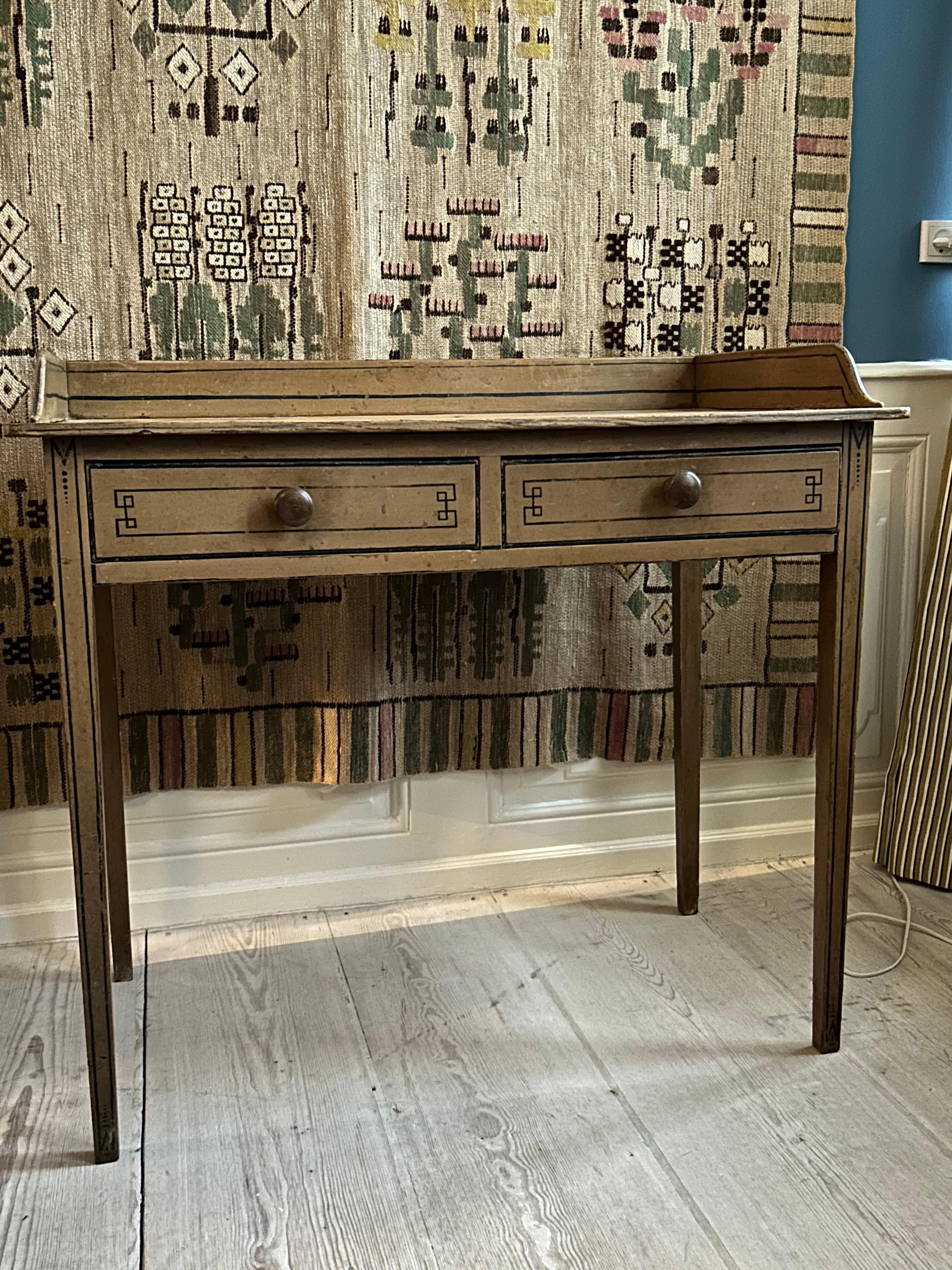 English Antique Pine Side Table with Original Paint, England, Early 19th Century For Sale