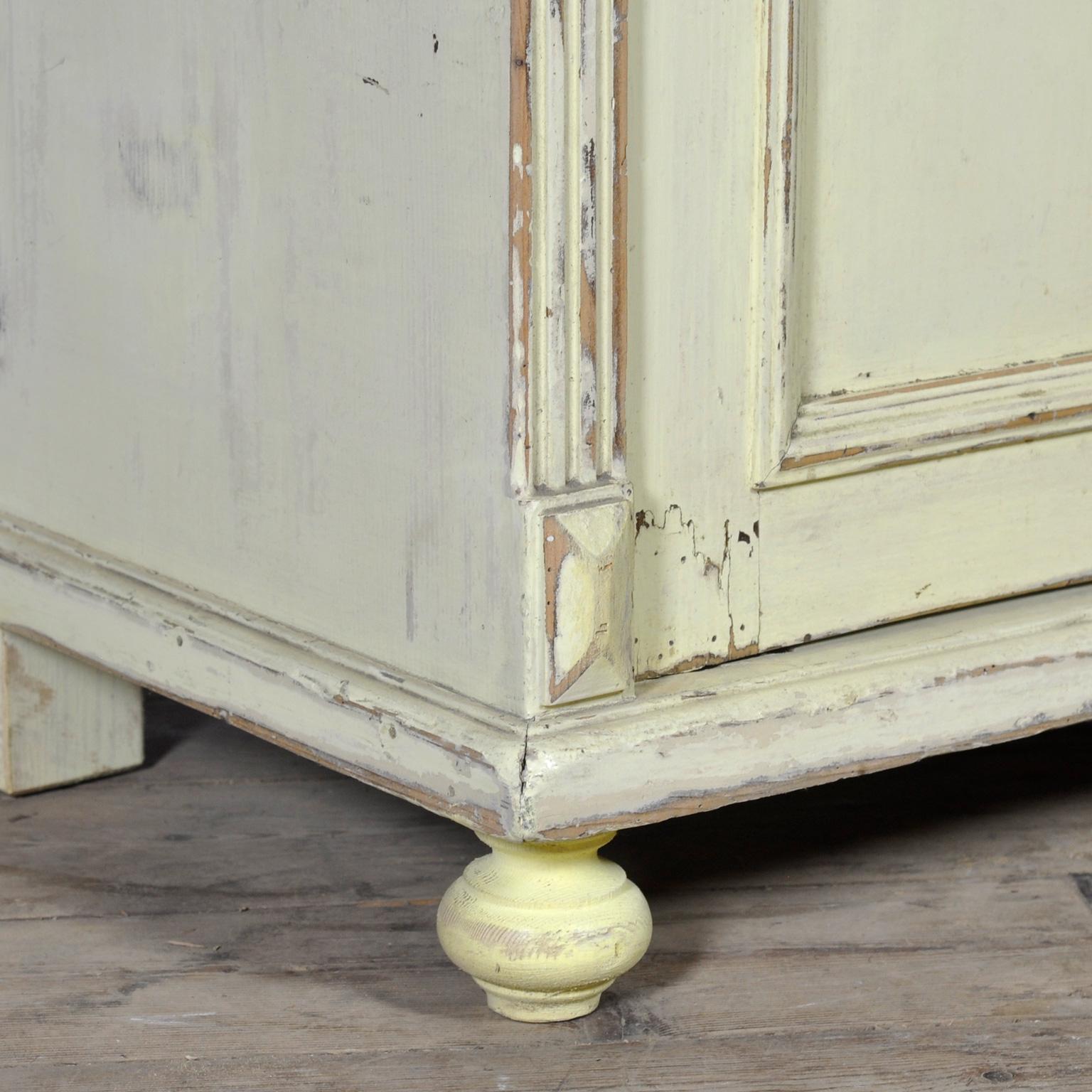 Buffet ancien en pin, vers 1910 en vente 2