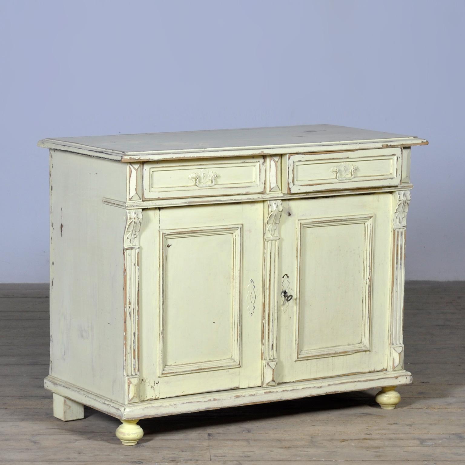 Rustique Buffet ancien en pin, vers 1910 en vente