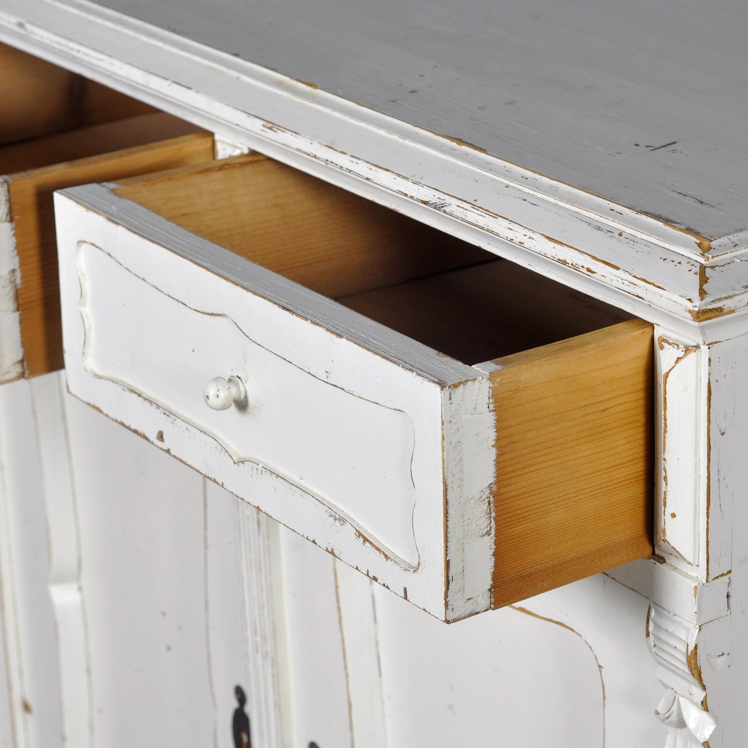 Inizio XX secolo Antique pine sideboard, circa 1910 in vendita
