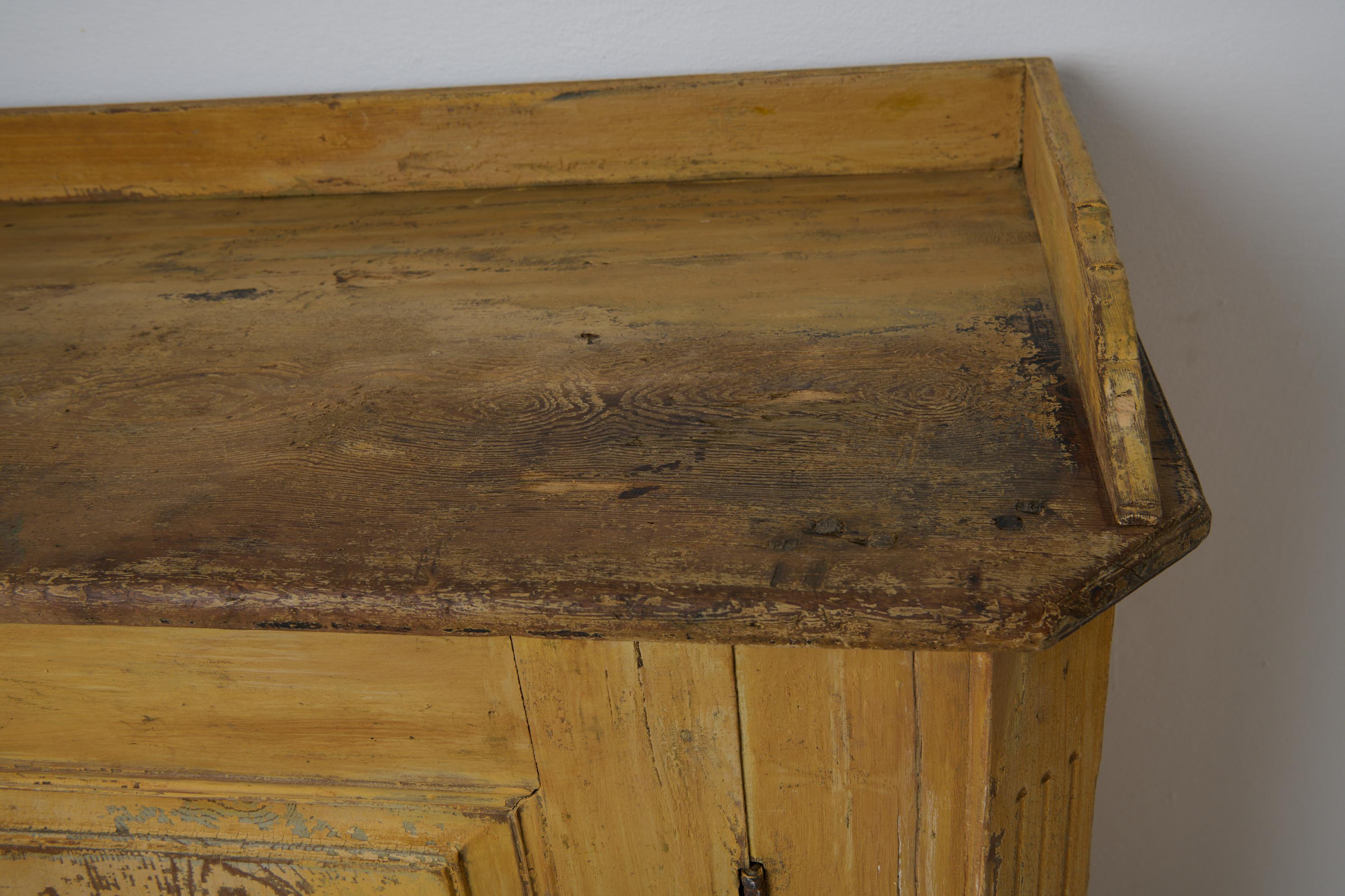 Antique Pine Sideboard from the Swedish Gustavian Period with Birch Faux Paint For Sale 5