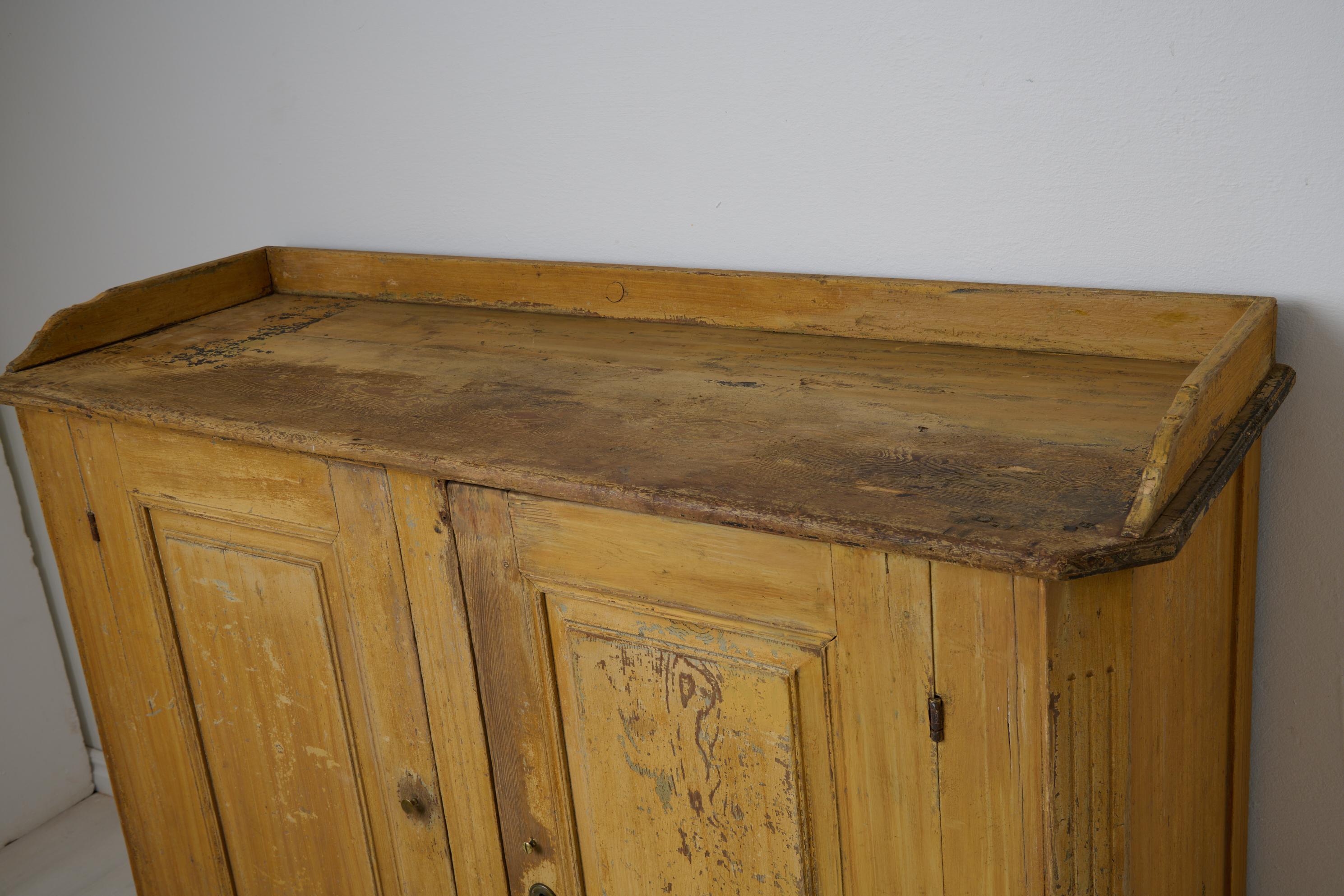 Antique Pine Sideboard from the Swedish Gustavian Period with Birch Faux Paint For Sale 7