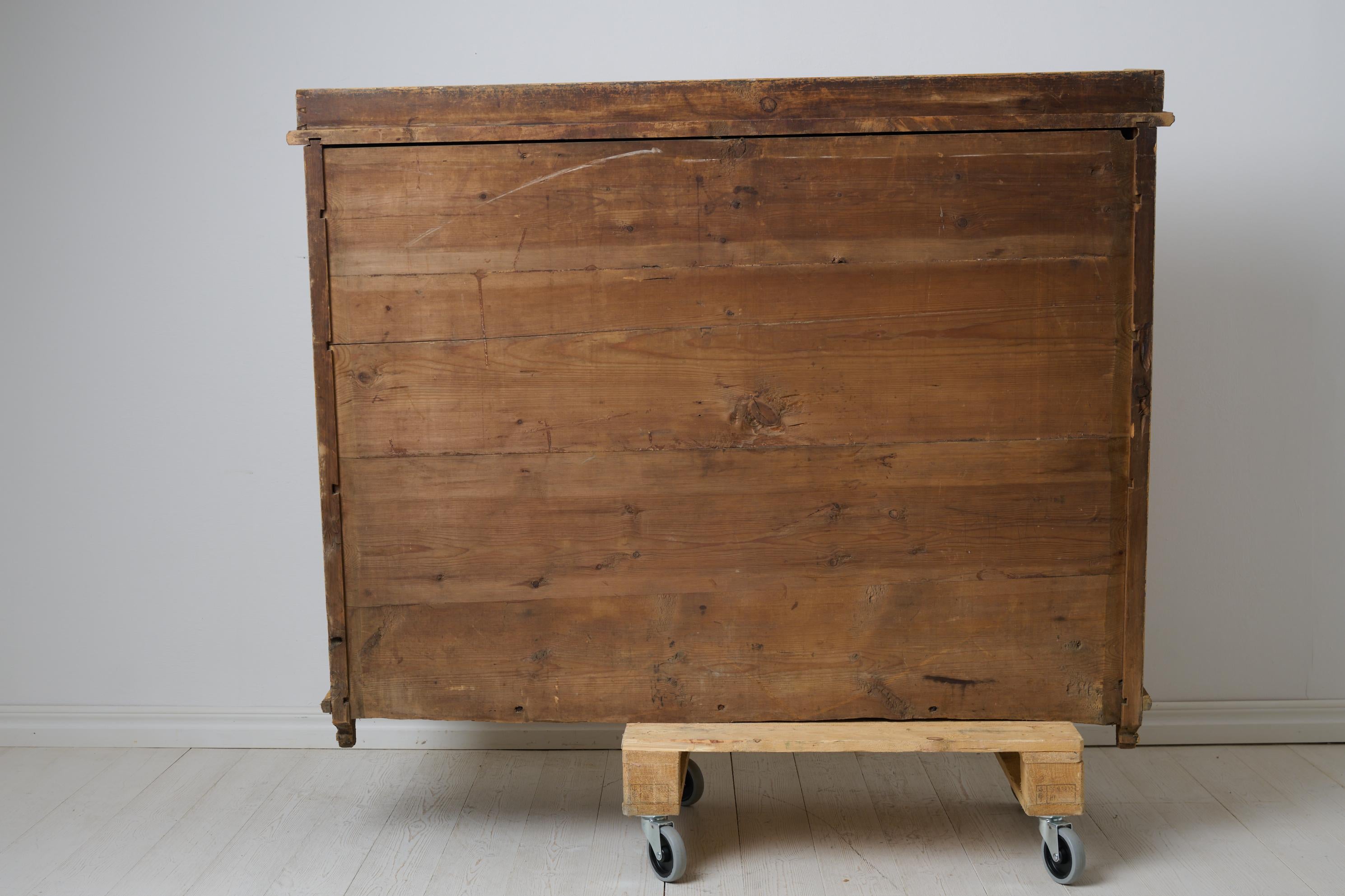 Antique Pine Sideboard from the Swedish Gustavian Period with Birch Faux Paint For Sale 9