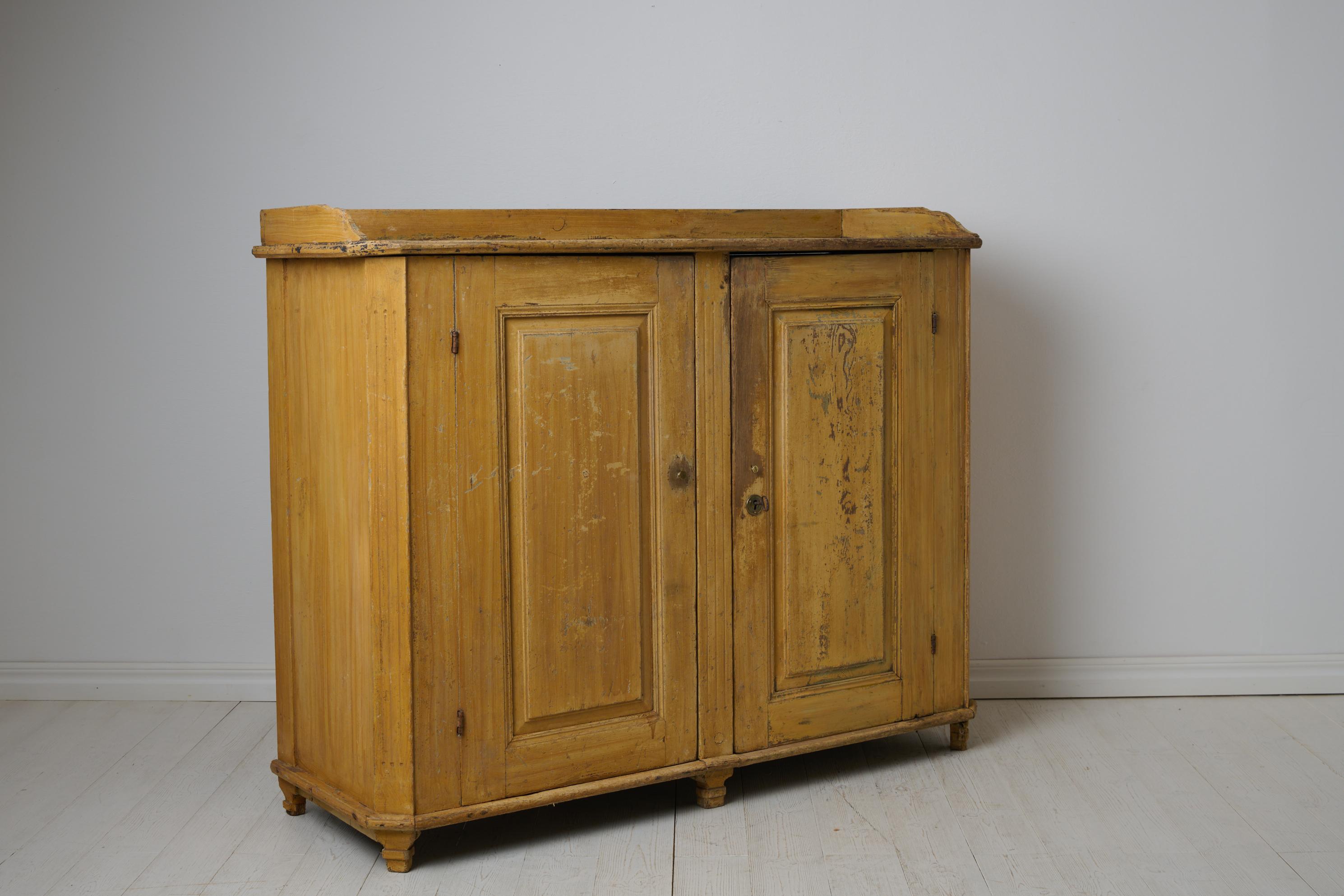 Antique Pine Sideboard from the Swedish Gustavian Period with Birch Faux Paint For Sale 1