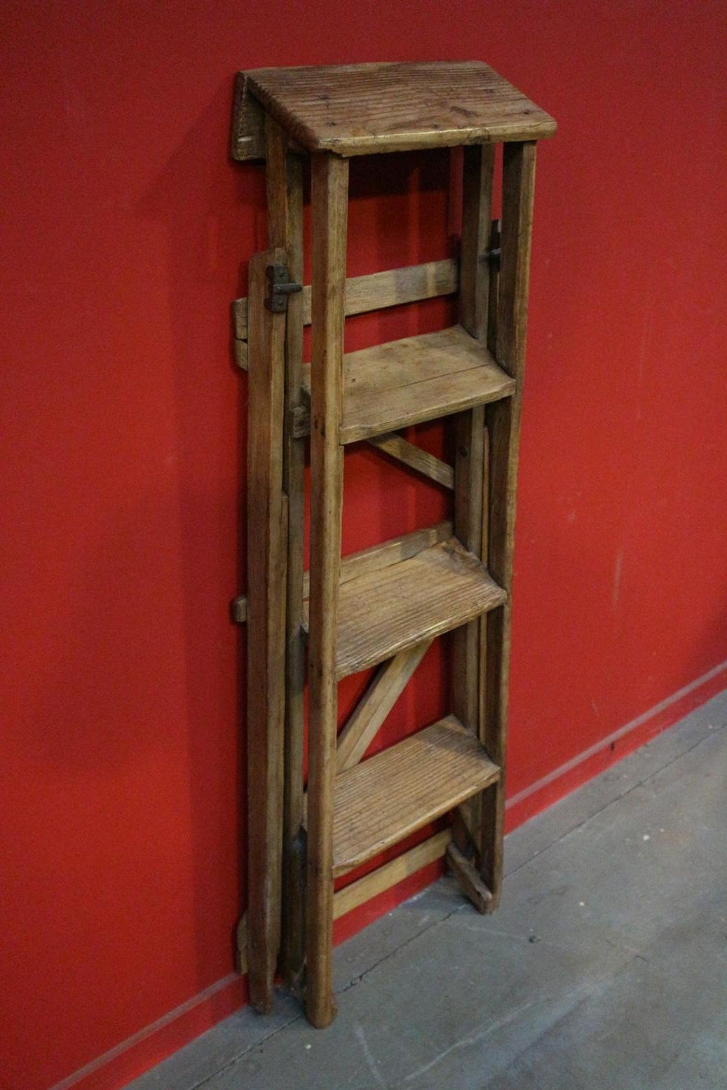 Antique Pine Steps In Good Condition For Sale In Eindhoven, NL