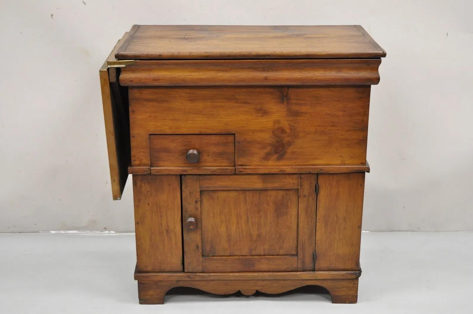 Rare Antique Pine Wood Lift Top Copper Lined Dry Sink with Copper Drop Side Surface. Circa 19th Century. Measurements: 33