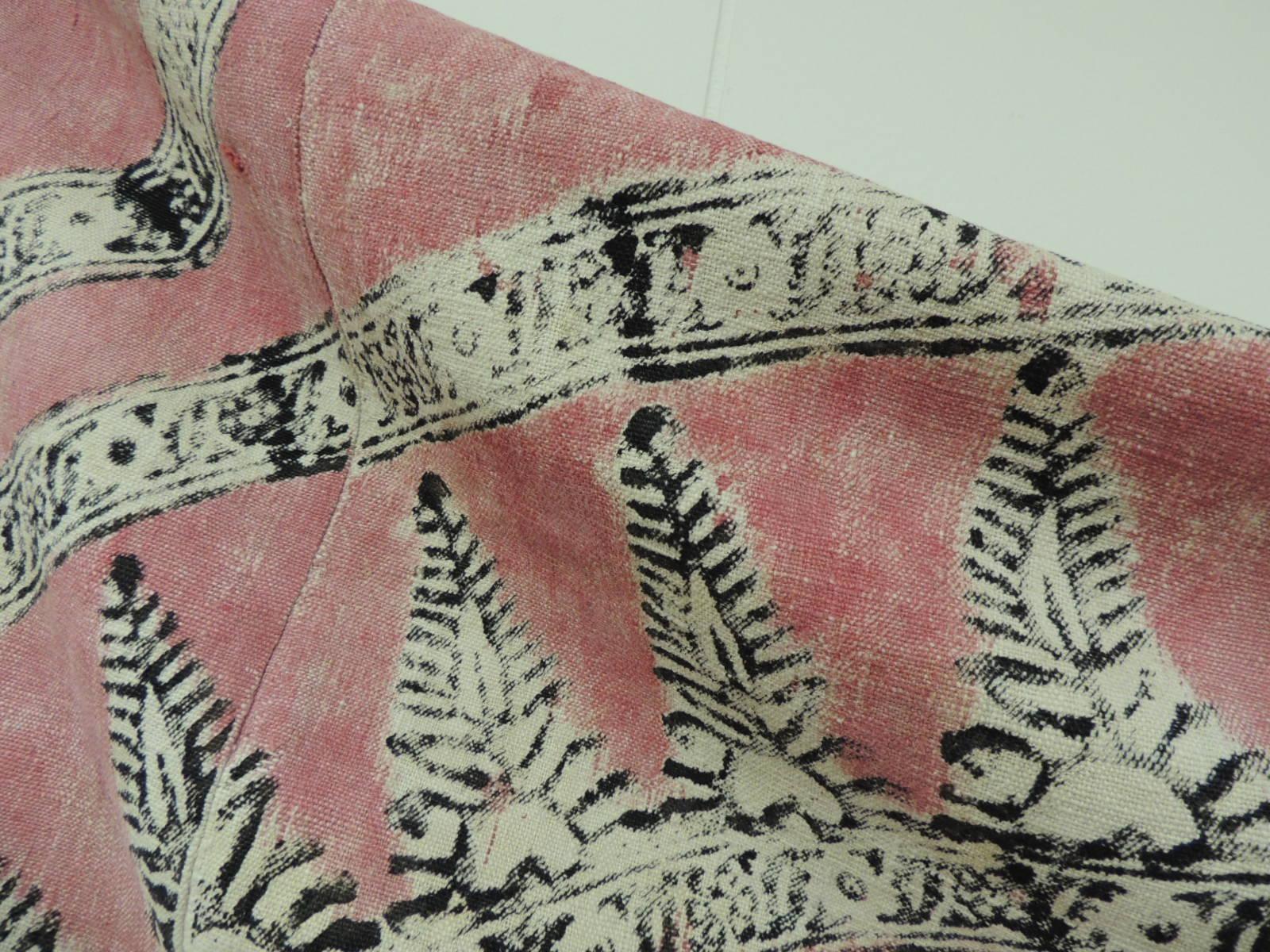 Antique Pink and Black Linen Hand Printed Indian Cloth In Good Condition In Oakland Park, FL