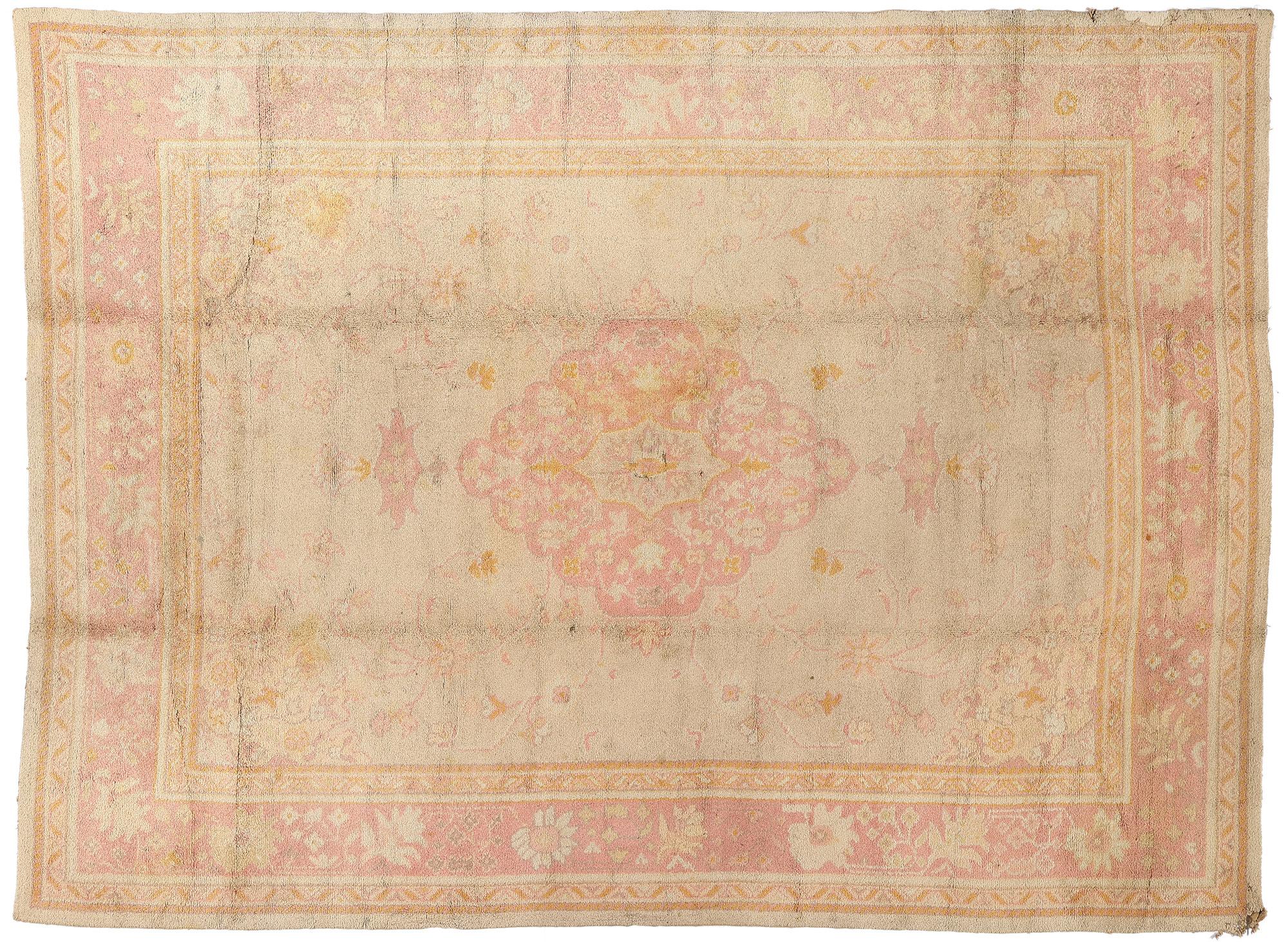 Late 19th Century Antique European Oushak Carpet with Traditional Style For Sale 5