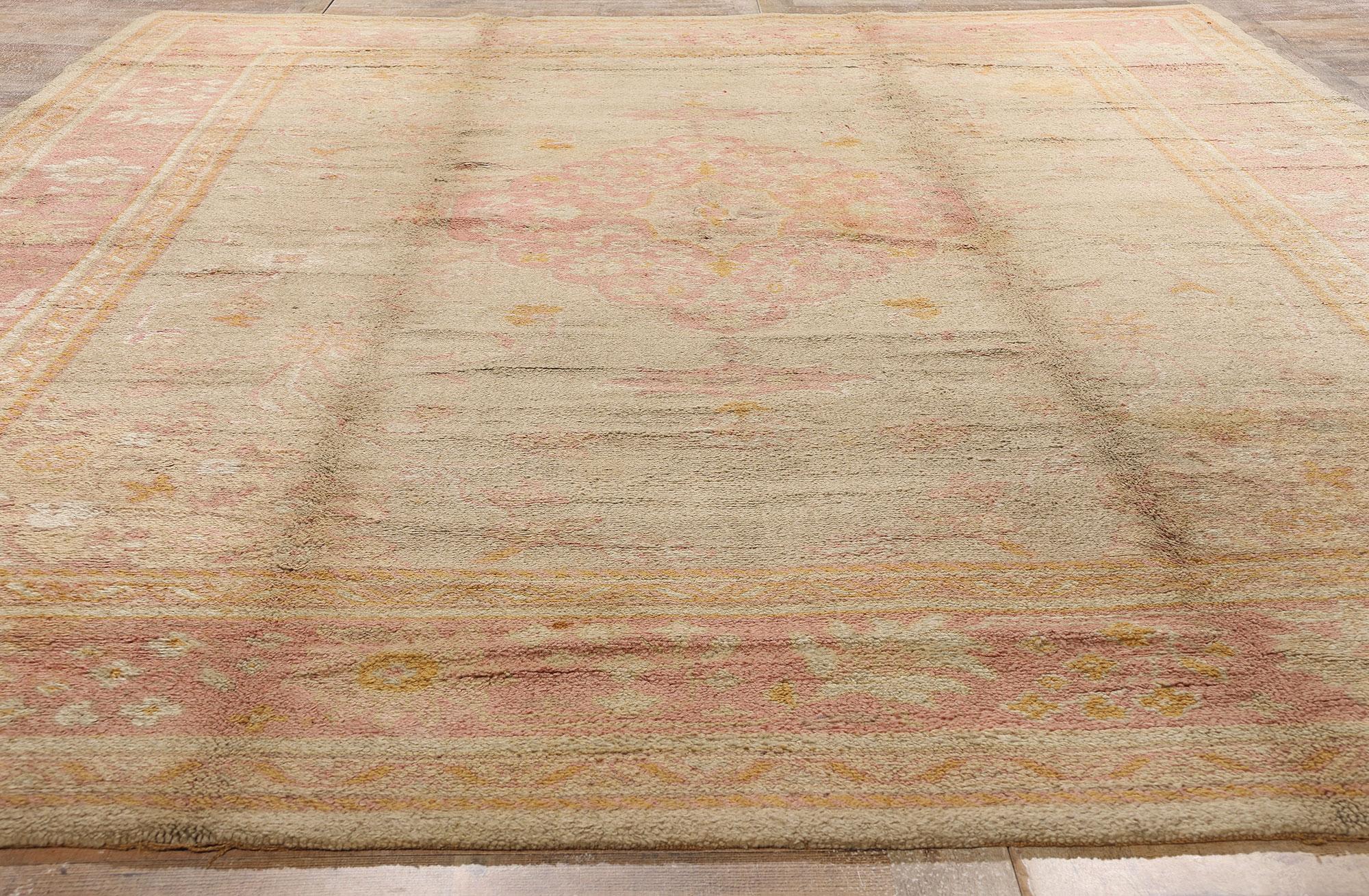 Late 19th Century Antique European Oushak Carpet with Traditional Style For Sale 3
