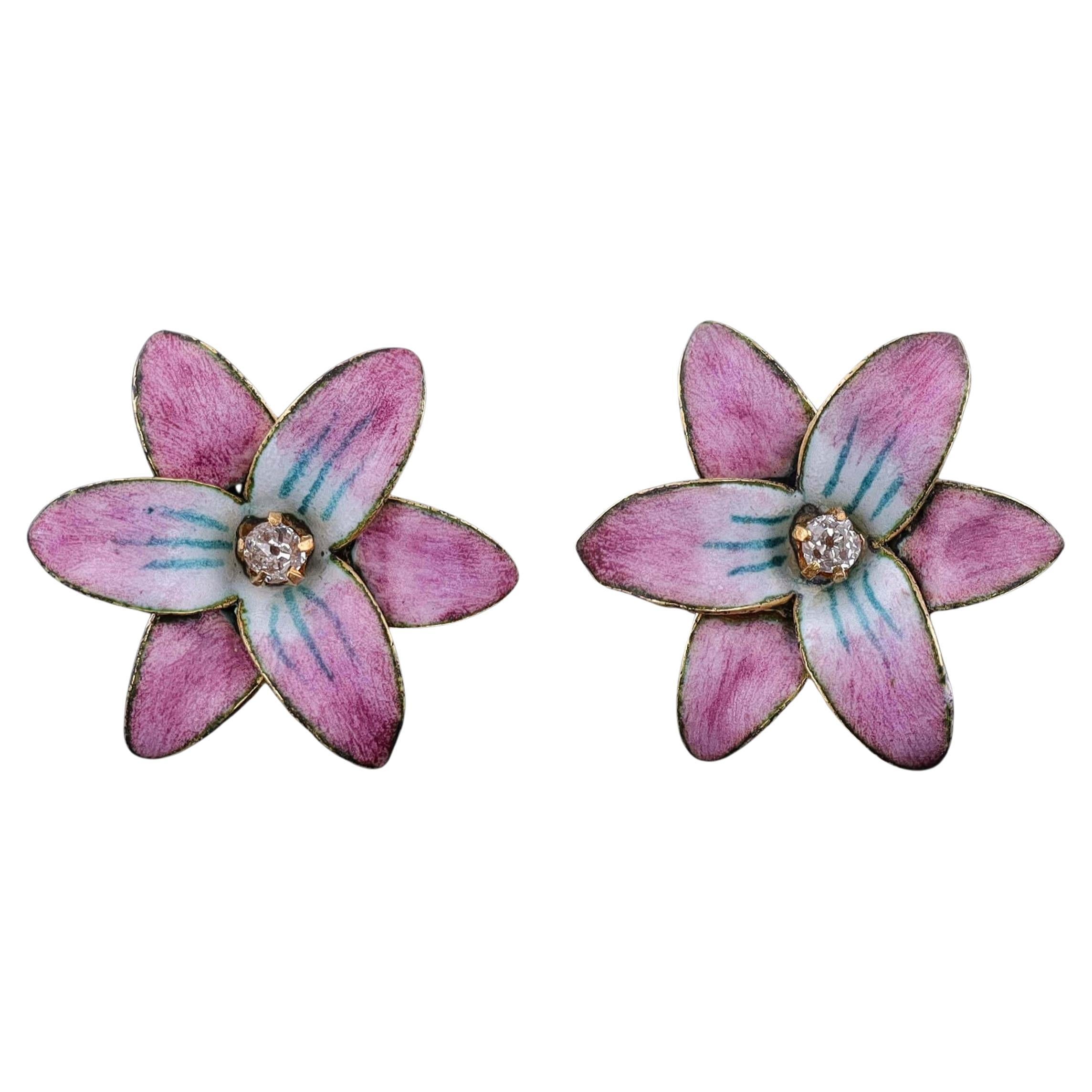 Orecchini antichi a fiore con smalto rosa in oro 18 carati