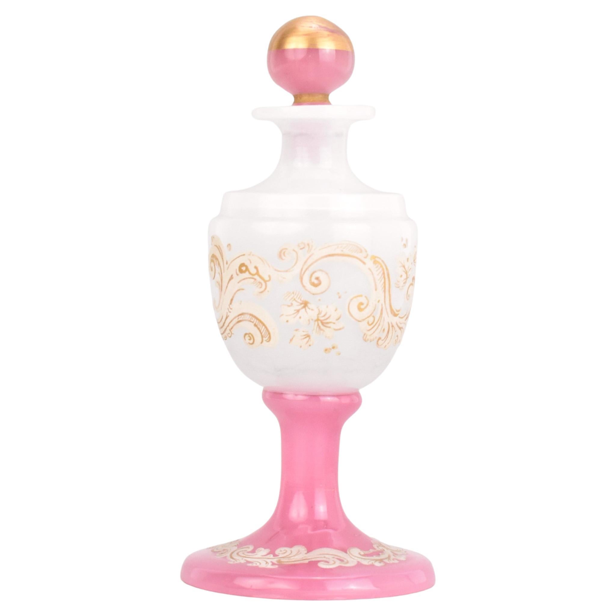 Antica bottiglia di profumo in vetro opalino smaltato rosa, flacone, XIX secolo