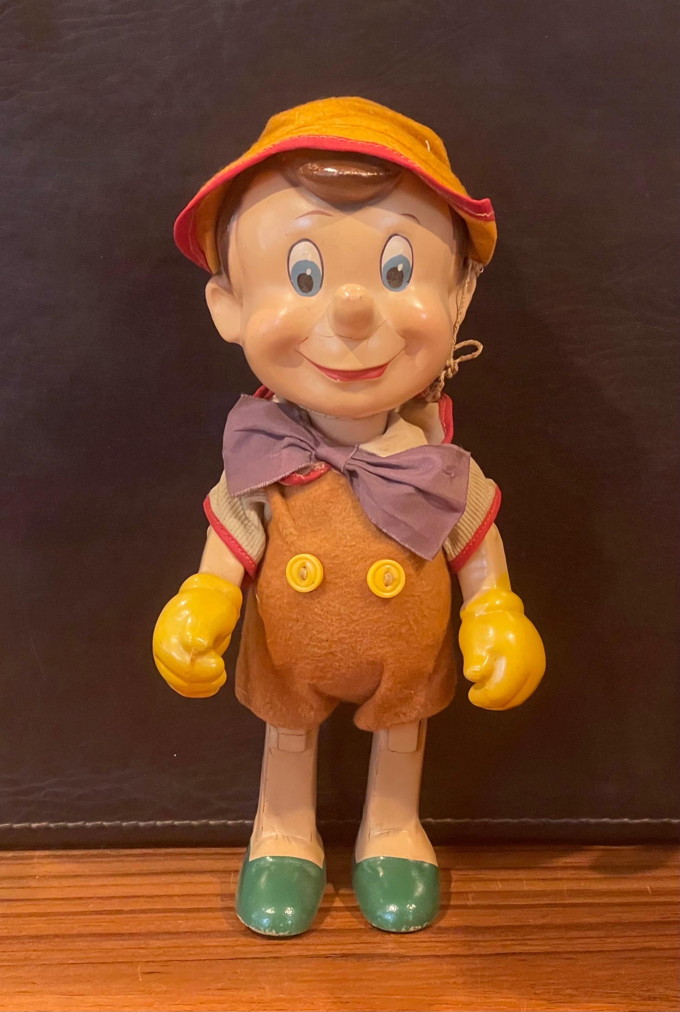 Antike Pinocchio-Puppe von Knickerbocker Toy Co. im Angebot 9