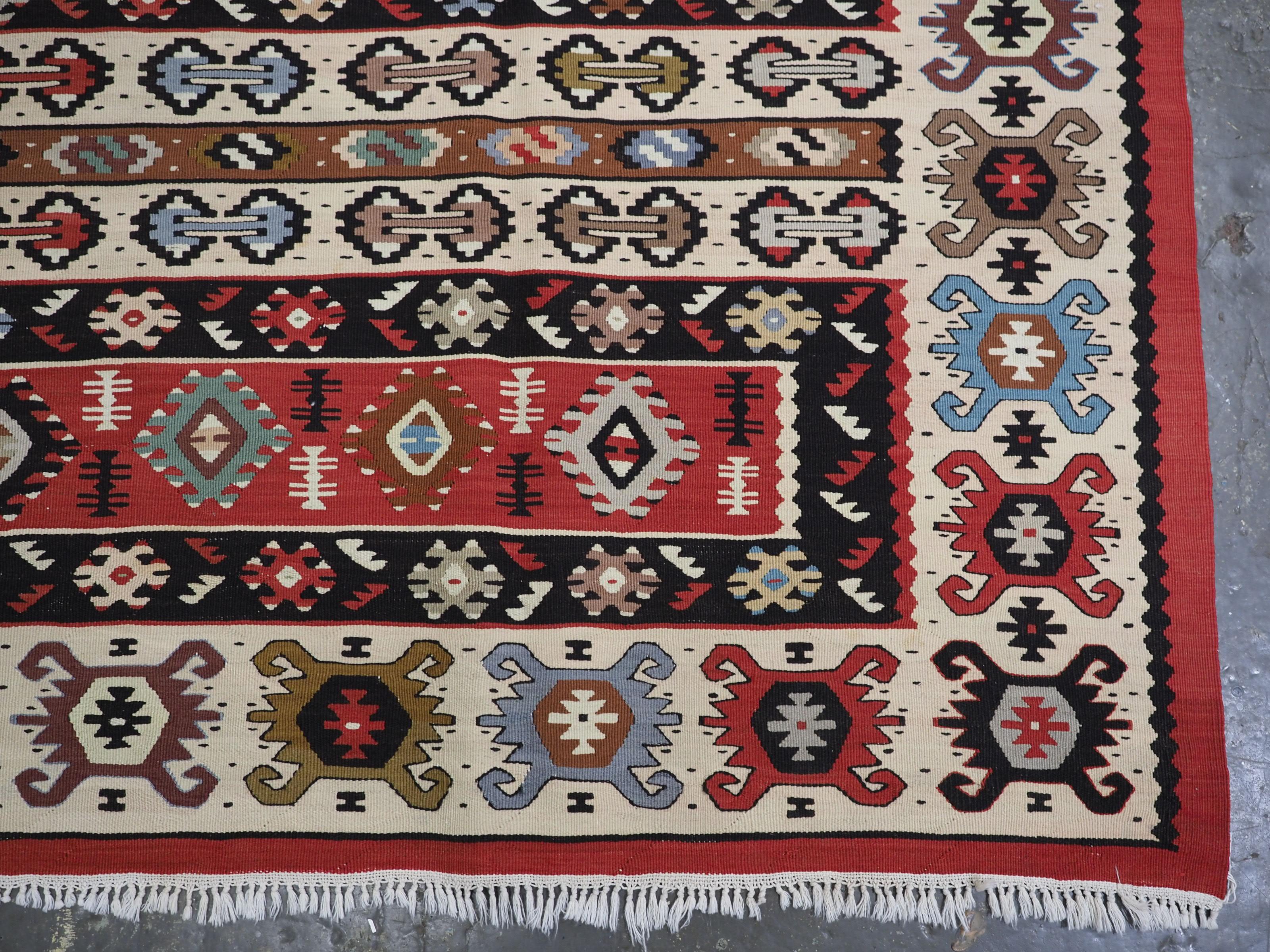 Antique Pirot / Sarkoy kilim of traditional banded design, circa 1920. For Sale 5