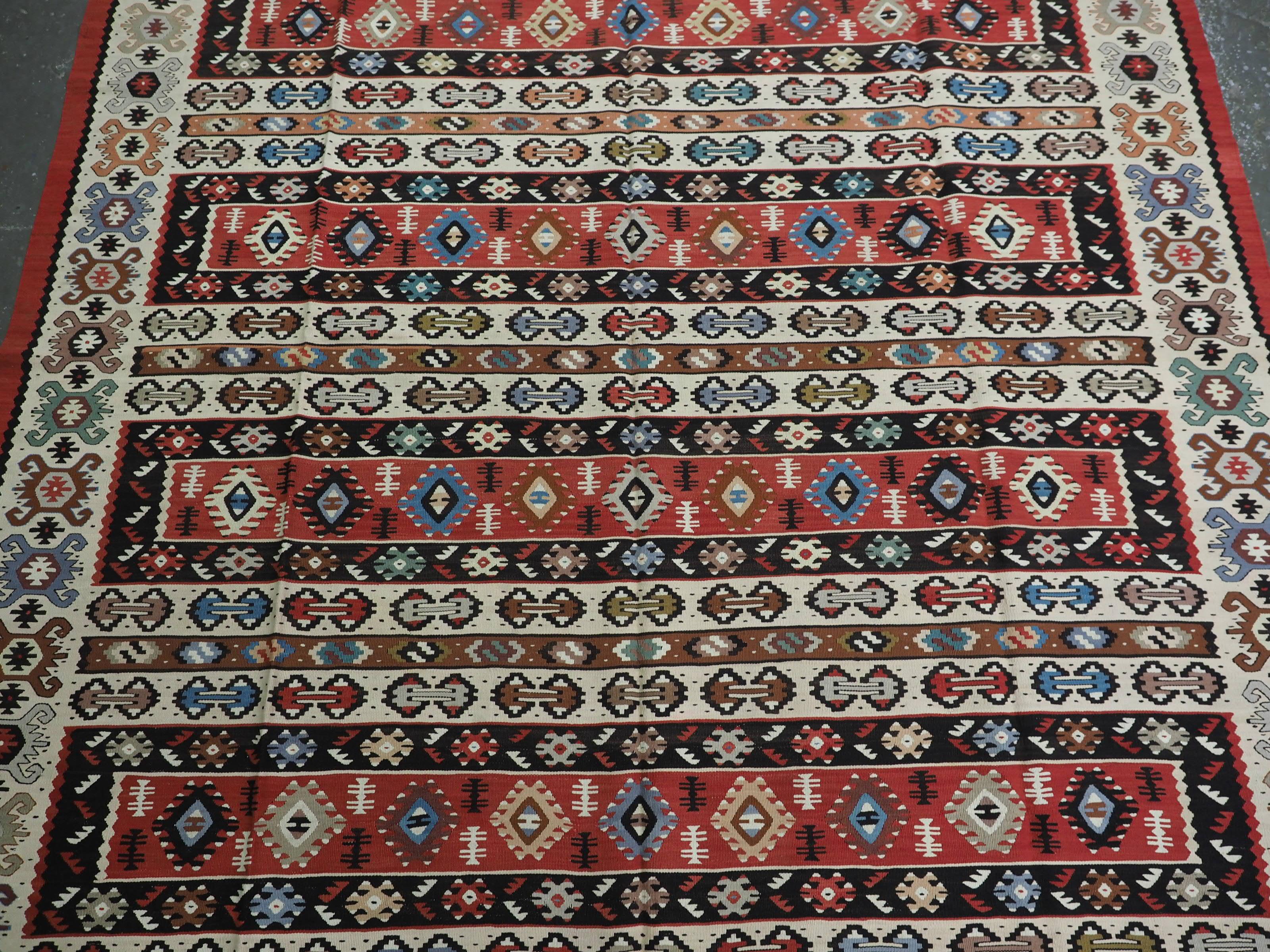 Antique Pirot / Sarkoy kilim of traditional banded design, circa 1920. In Good Condition For Sale In Moreton-In-Marsh, GB