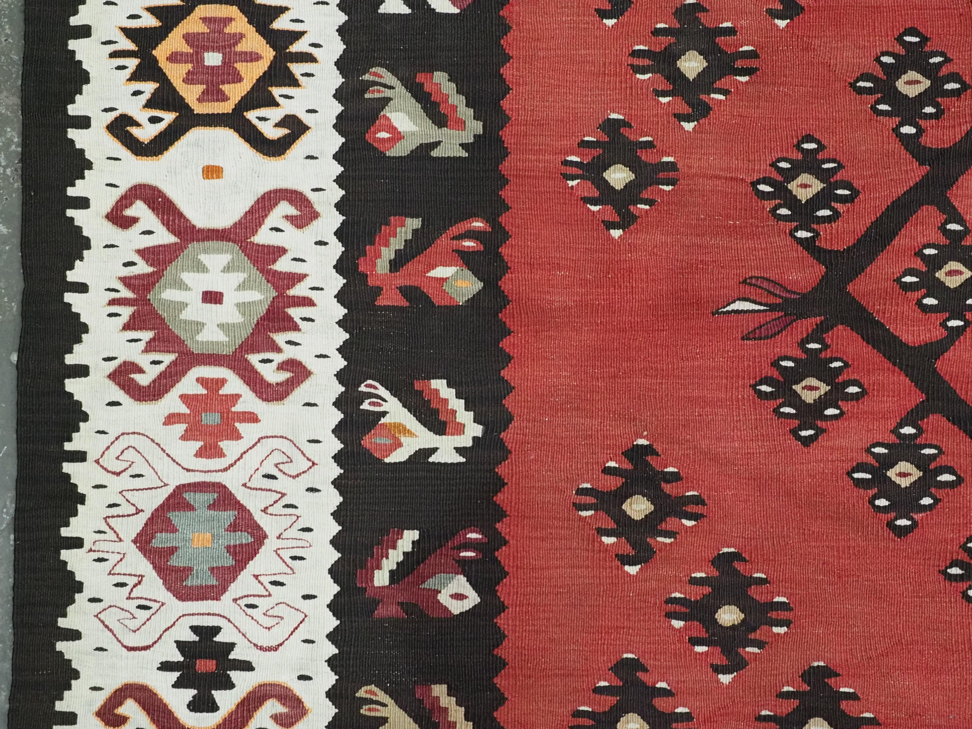 Wool Antique Pirot/ Sarkoy kilim of traditional design & large room size, circa 1920. For Sale