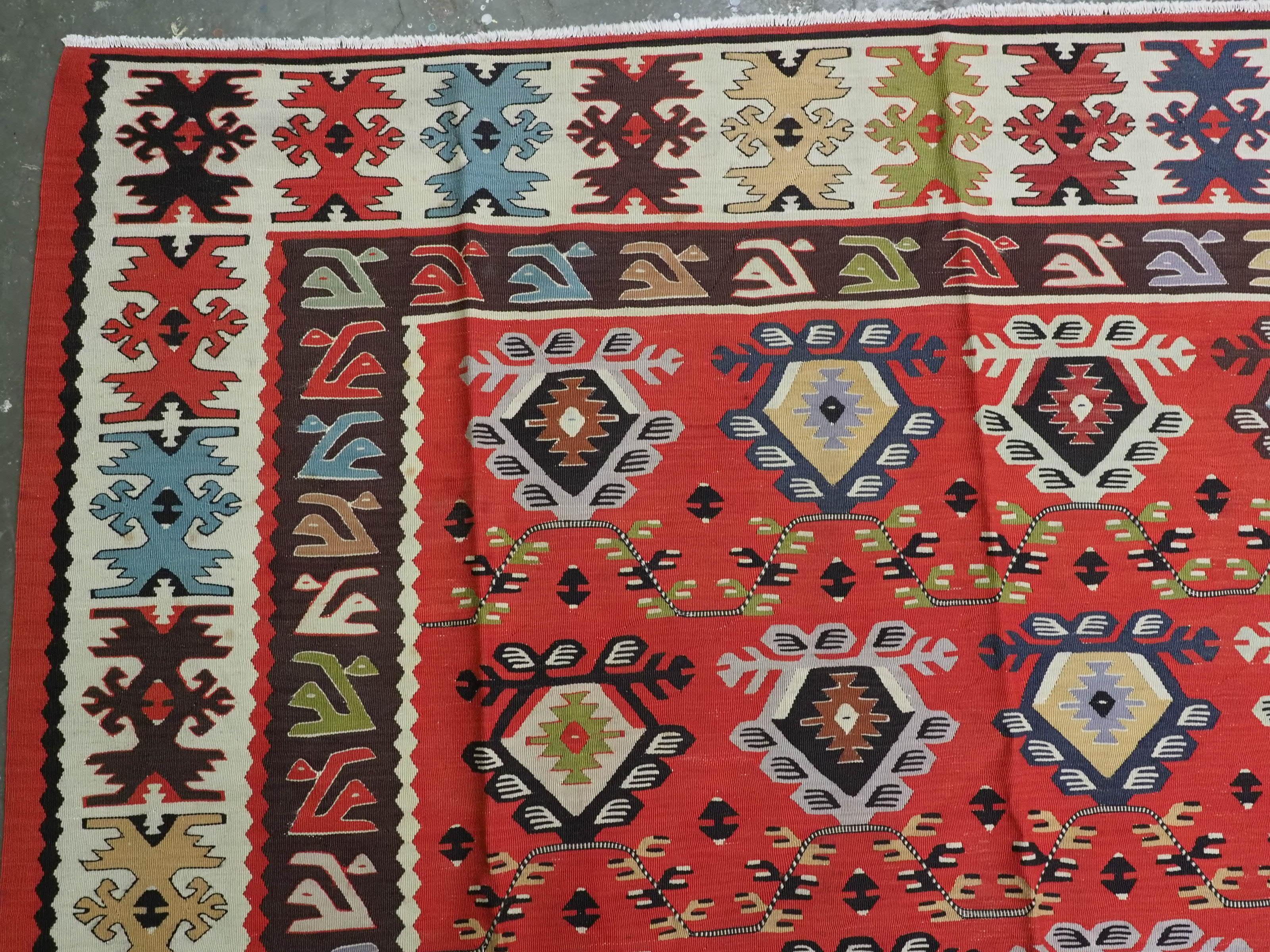 Wool Antique Pirot / Sarkoy kilim of traditional repeat design, circa 1920. For Sale